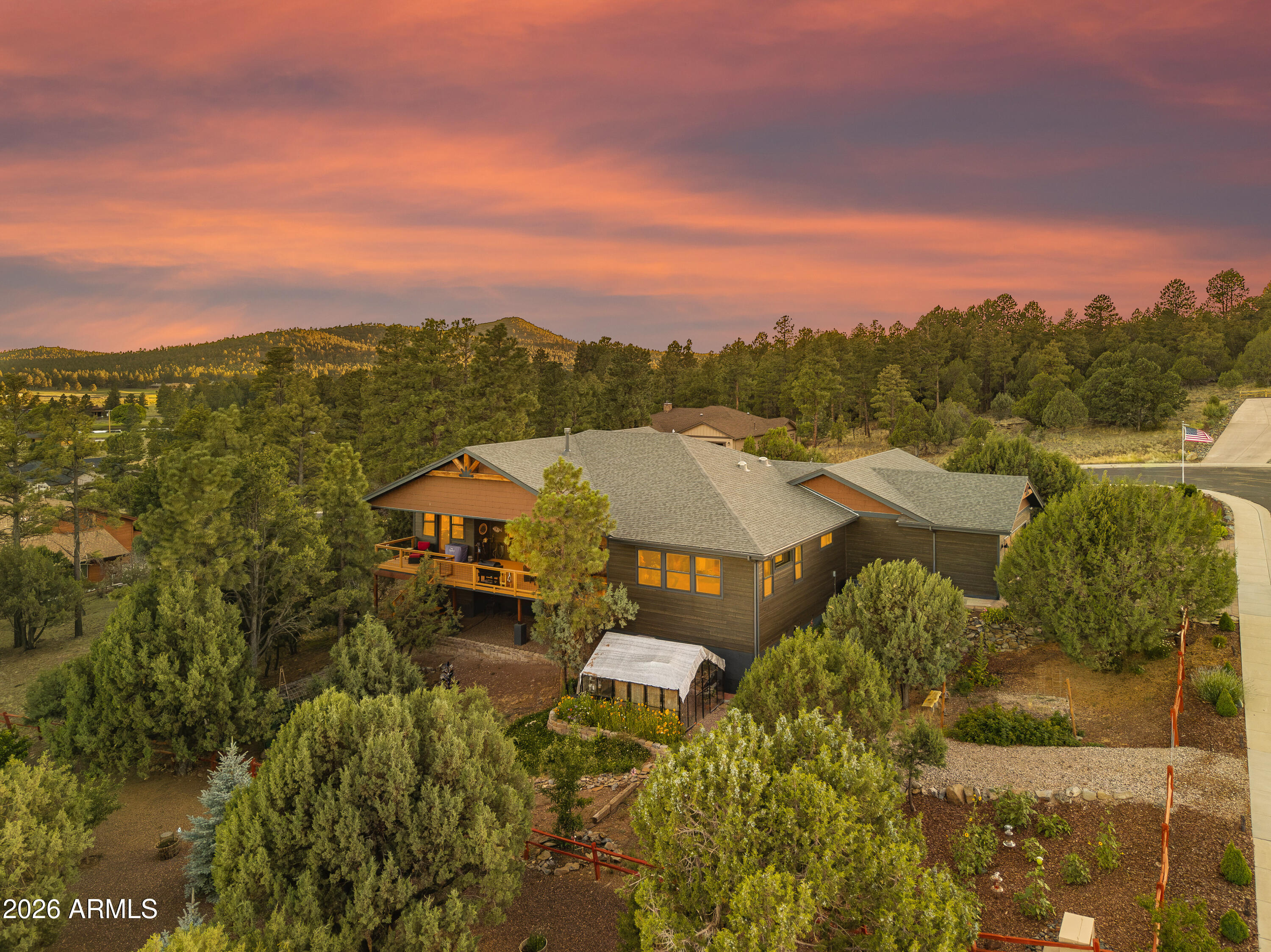 HIGHLAND MEADOWS NORTH - Residential