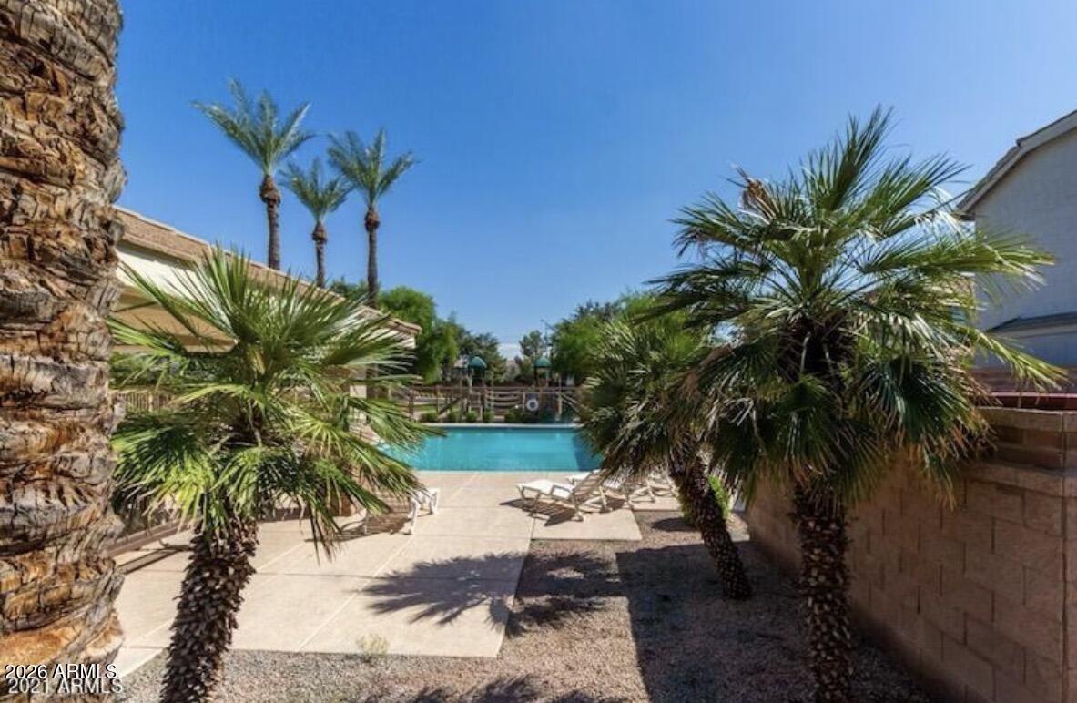 LANTANA VILLAGE - Residential