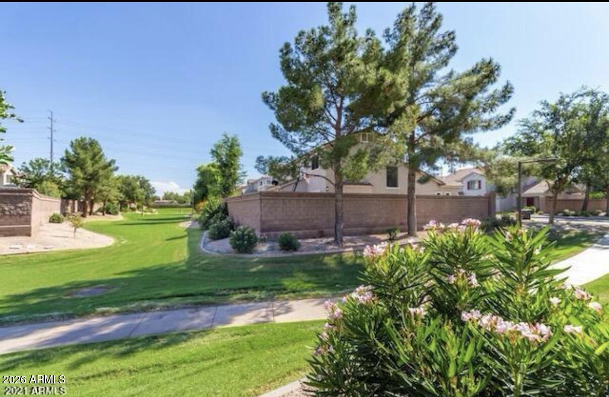 LANTANA VILLAGE - Residential