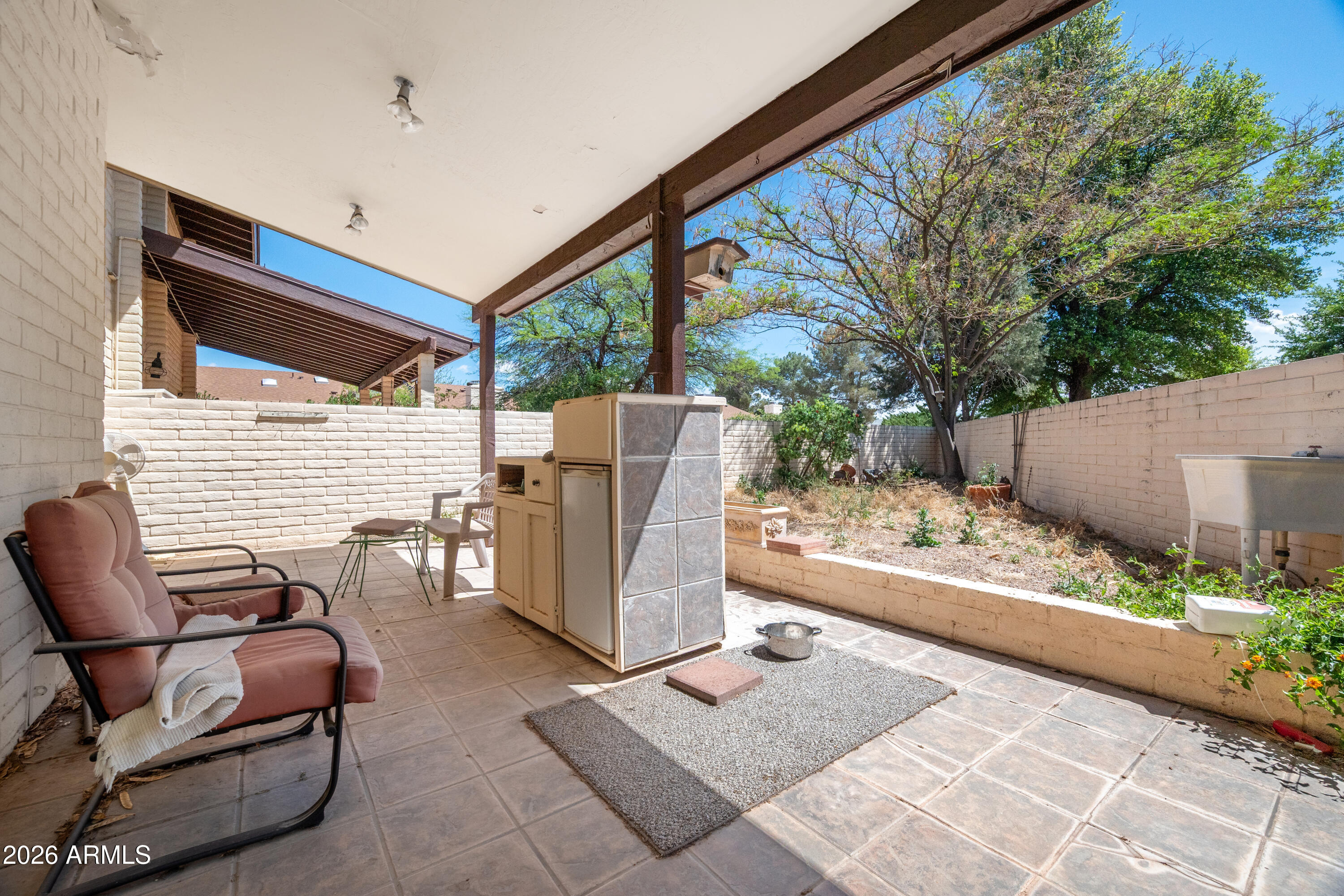 THE GREENWAYS UNIT 1 - Residential