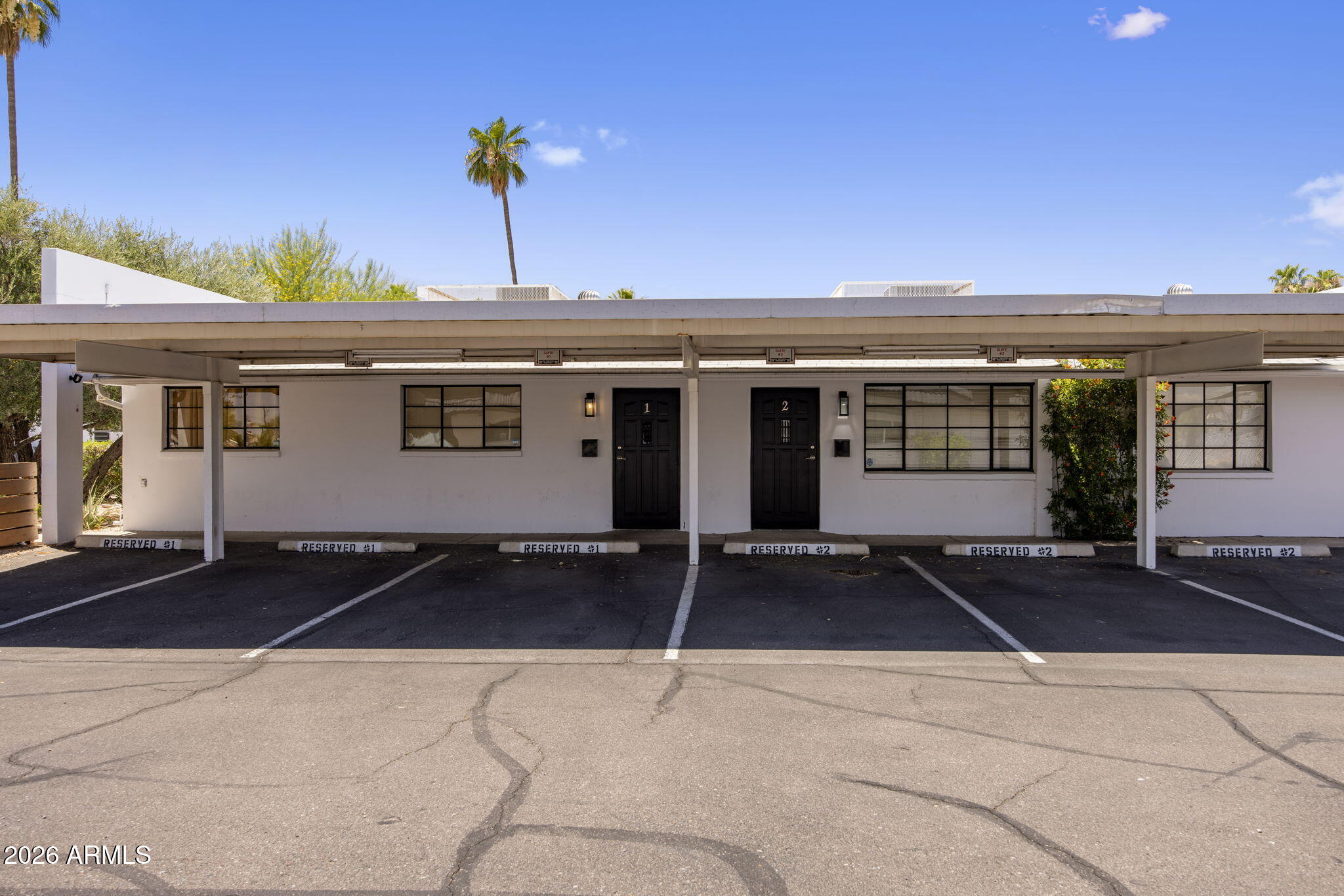 OASIS PLAZA - Residential Income