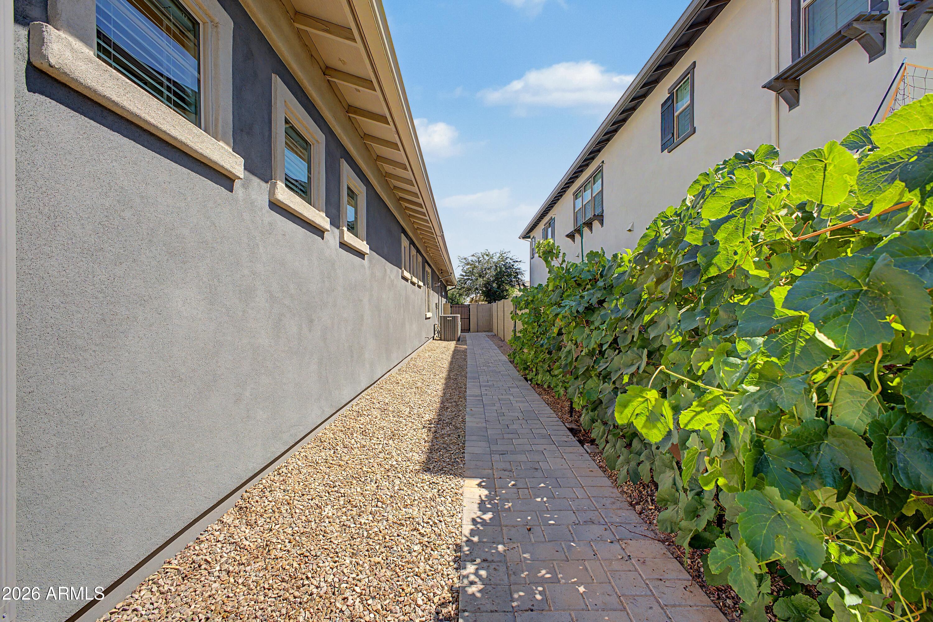 LAKEVIEW TRAILS SOUTHEAST AT MORRISON RANCH - Residential