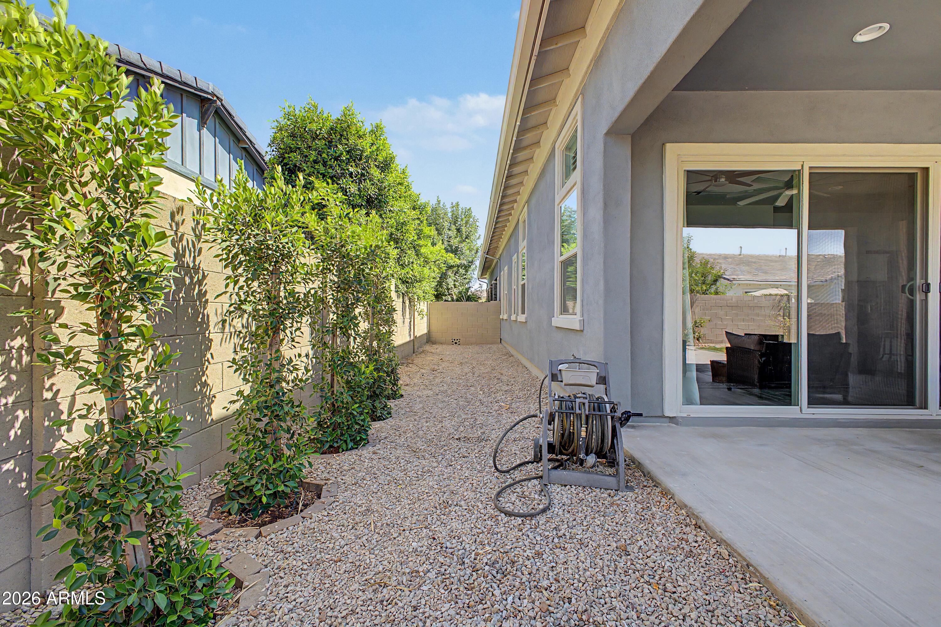 LAKEVIEW TRAILS SOUTHEAST AT MORRISON RANCH - Residential