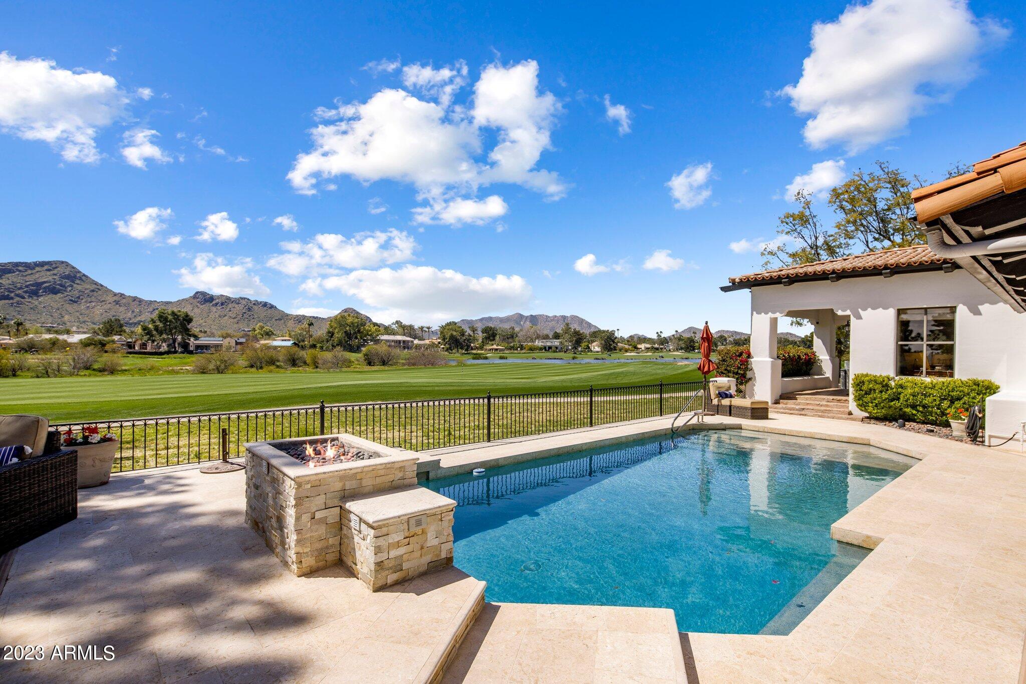 CAMELBACK COUNTRY ESTATES UNIT 5 - Residential