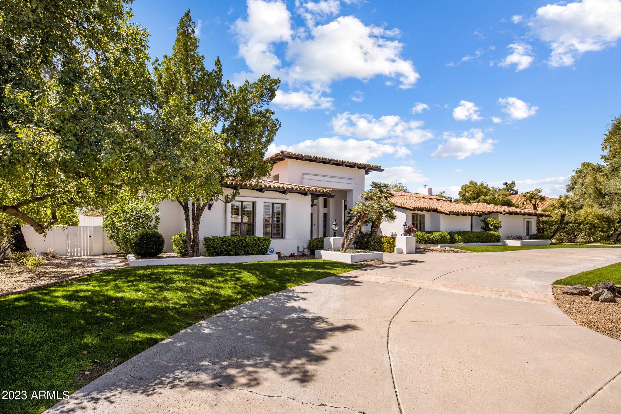 CAMELBACK COUNTRY ESTATES UNIT 5 - Residential