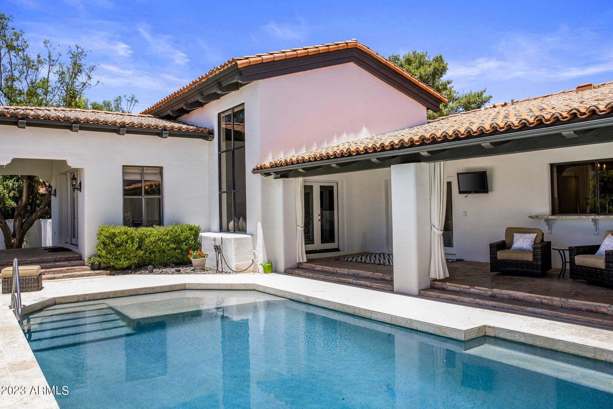CAMELBACK COUNTRY ESTATES UNIT 5 - Residential