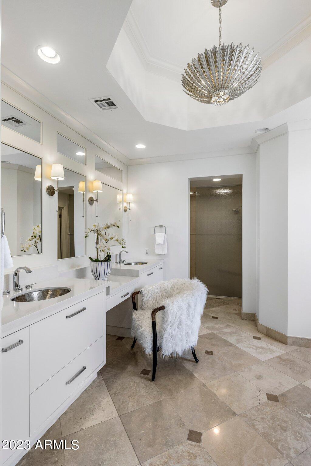CAMELBACK COUNTRY ESTATES UNIT 5 - Residential