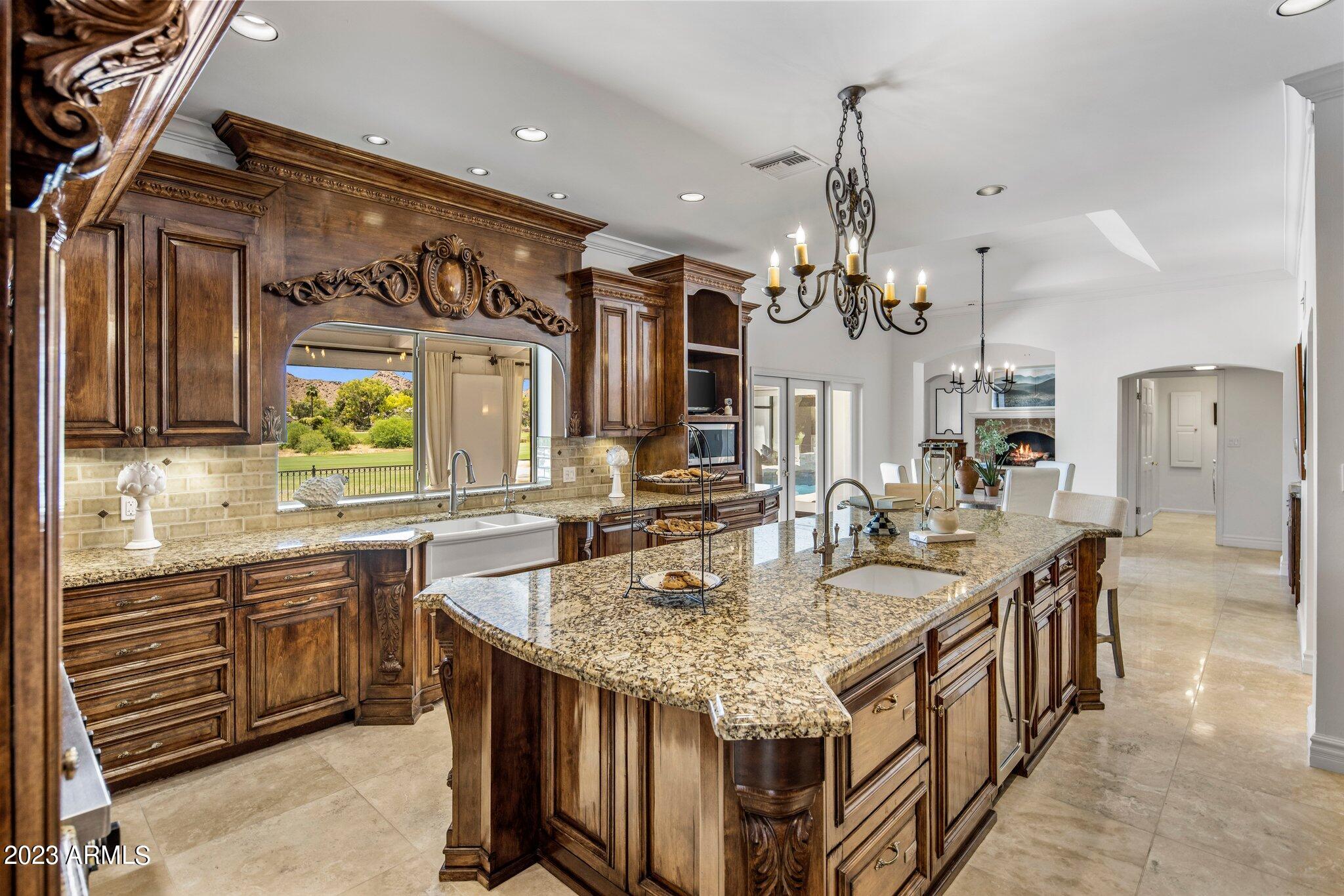 CAMELBACK COUNTRY ESTATES UNIT 5 - Residential