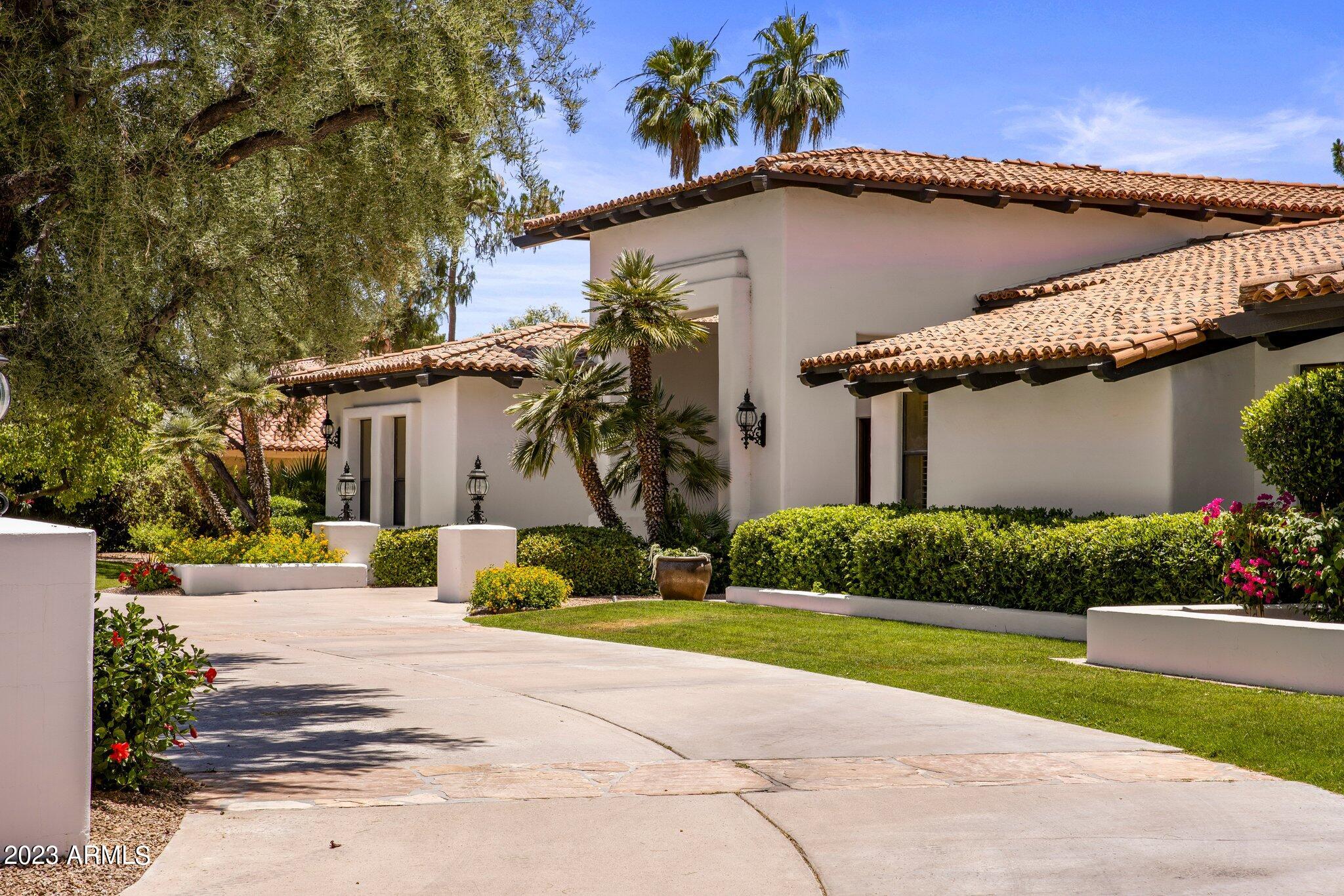 CAMELBACK COUNTRY ESTATES UNIT 5 - Residential