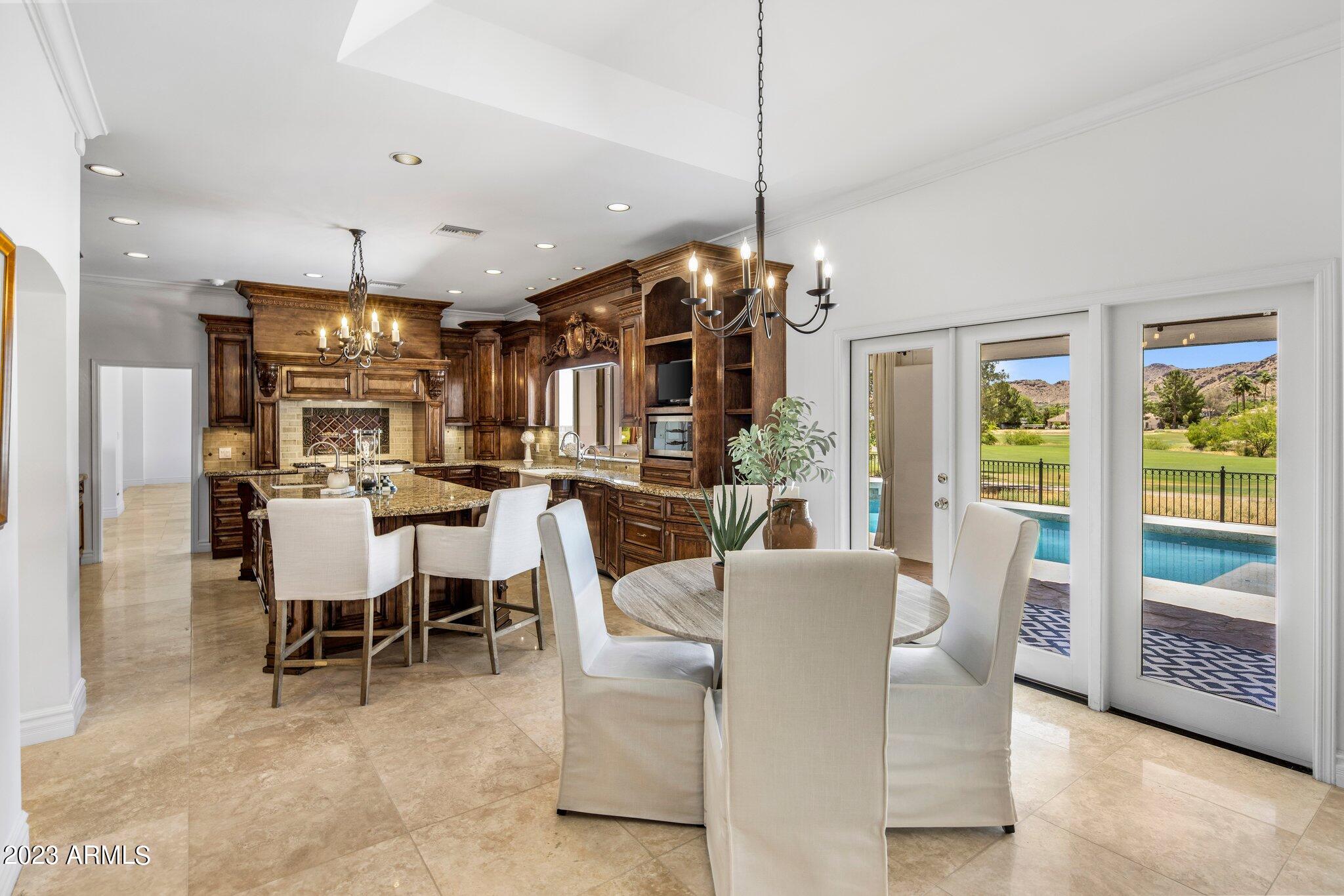 CAMELBACK COUNTRY ESTATES UNIT 5 - Residential