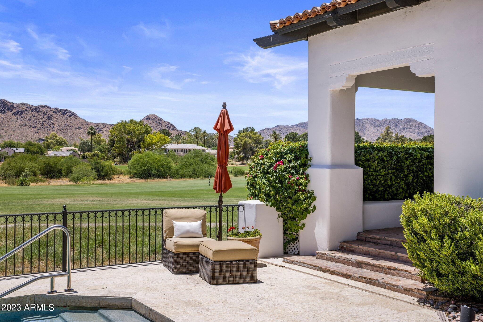 CAMELBACK COUNTRY ESTATES UNIT 5 - Residential