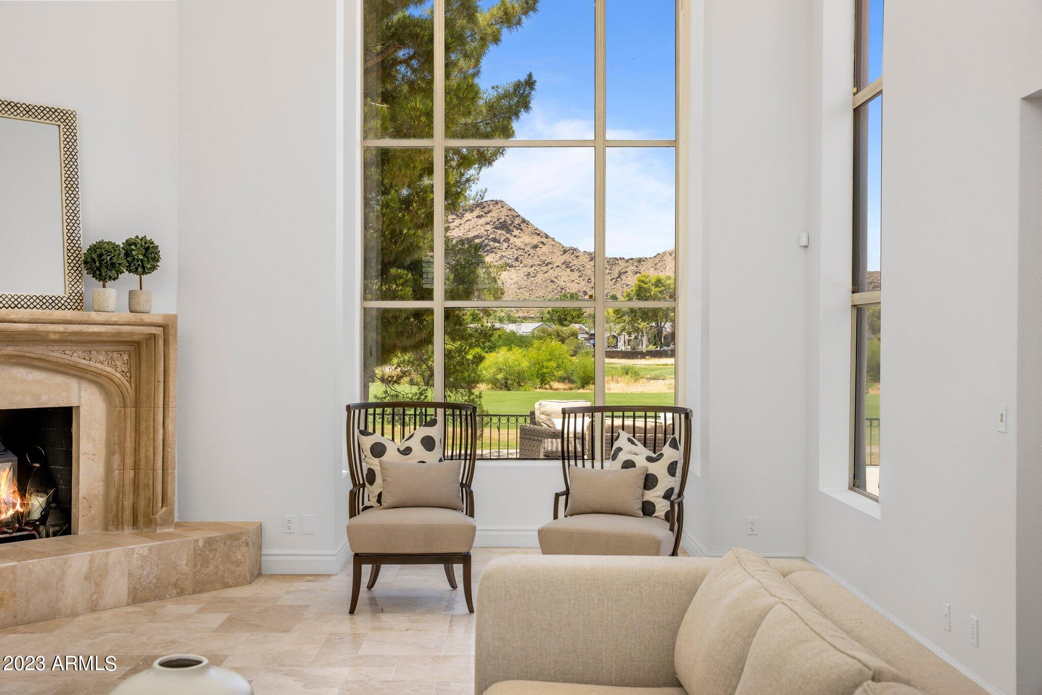 CAMELBACK COUNTRY ESTATES UNIT 5 - Residential