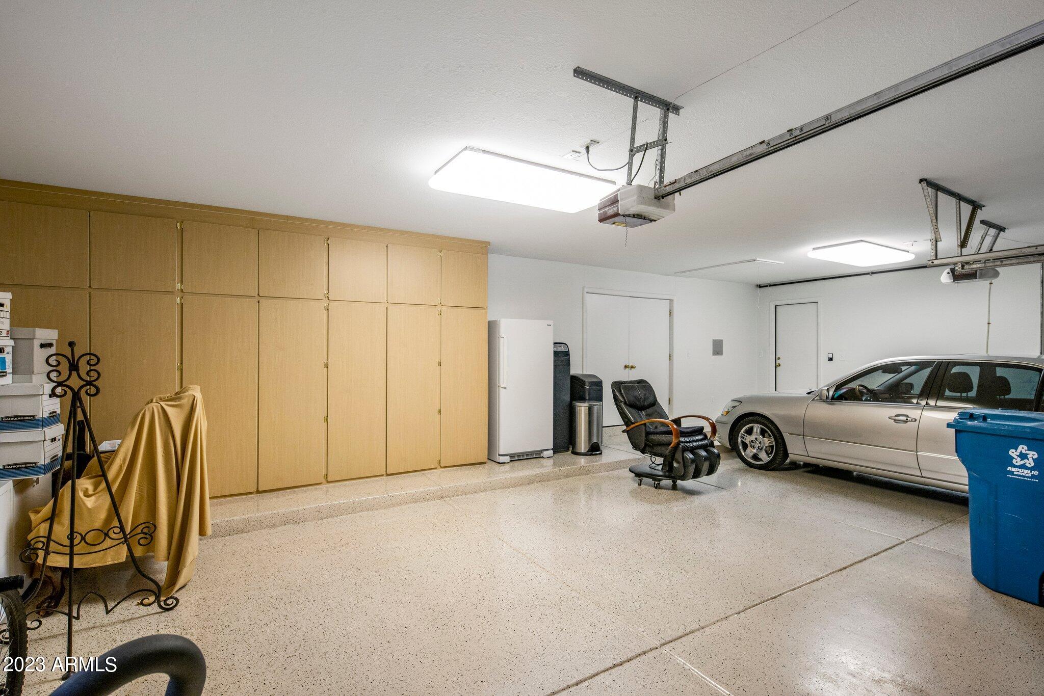 CAMELBACK COUNTRY ESTATES UNIT 5 - Residential