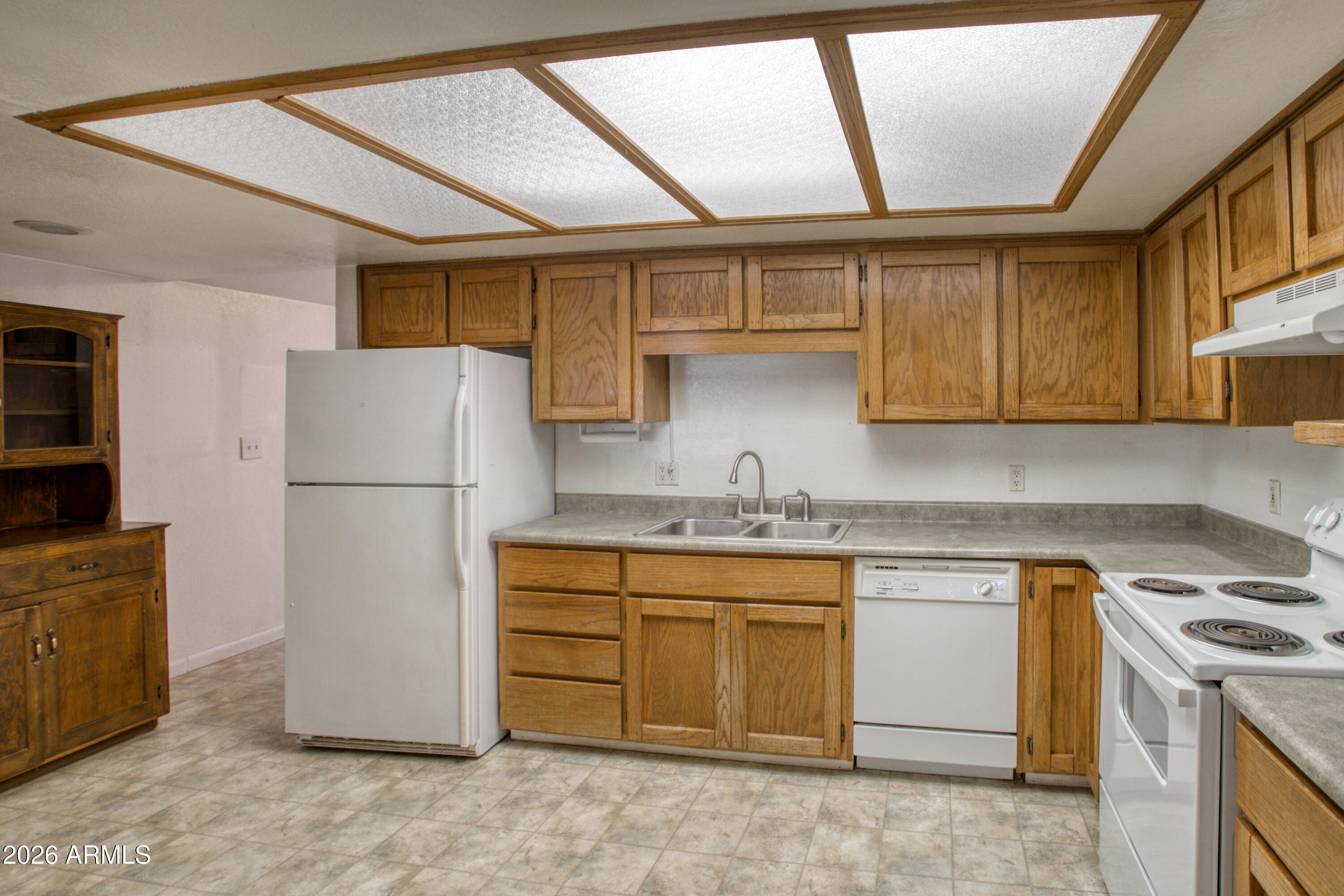 SKY HI RETREAT UNIT 1 - Residential