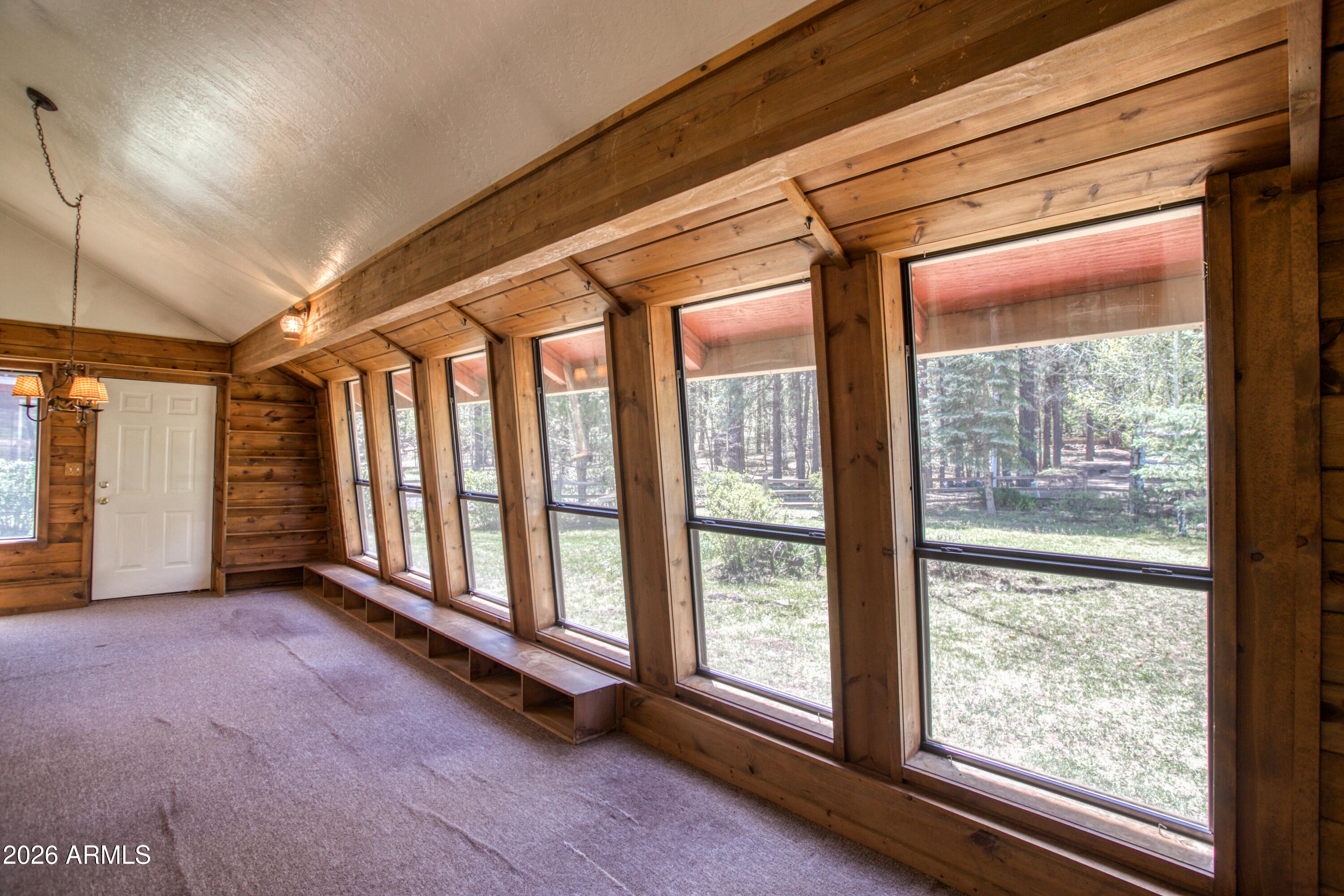 SKY HI RETREAT UNIT 1 - Residential