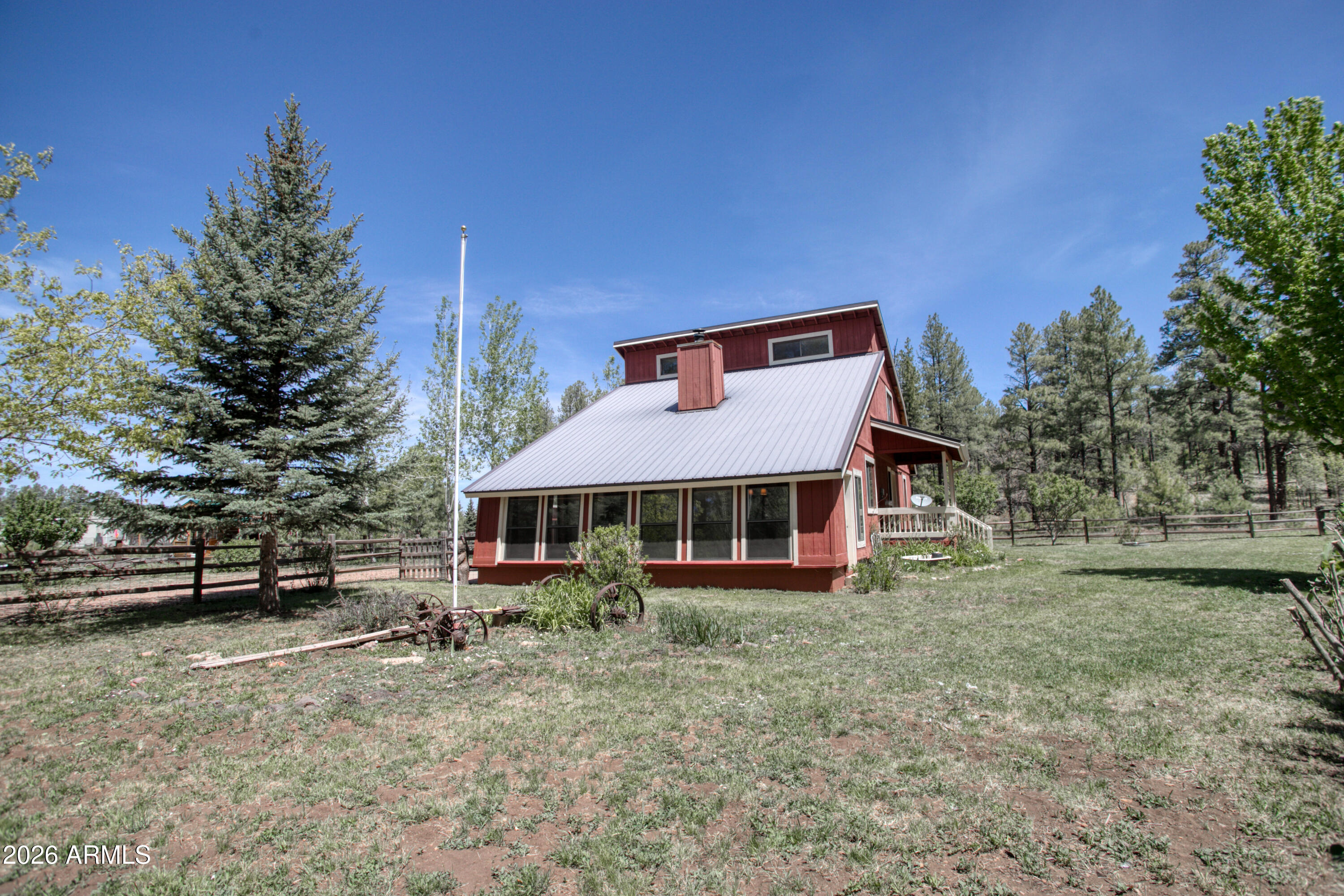 SKY HI RETREAT UNIT 1 - Residential