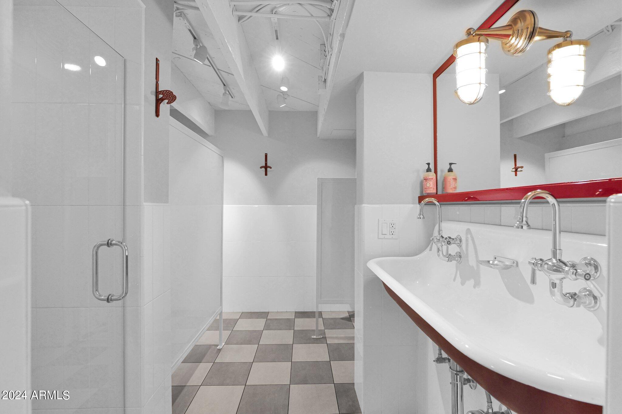 Orangewood Blk 2 - Residential