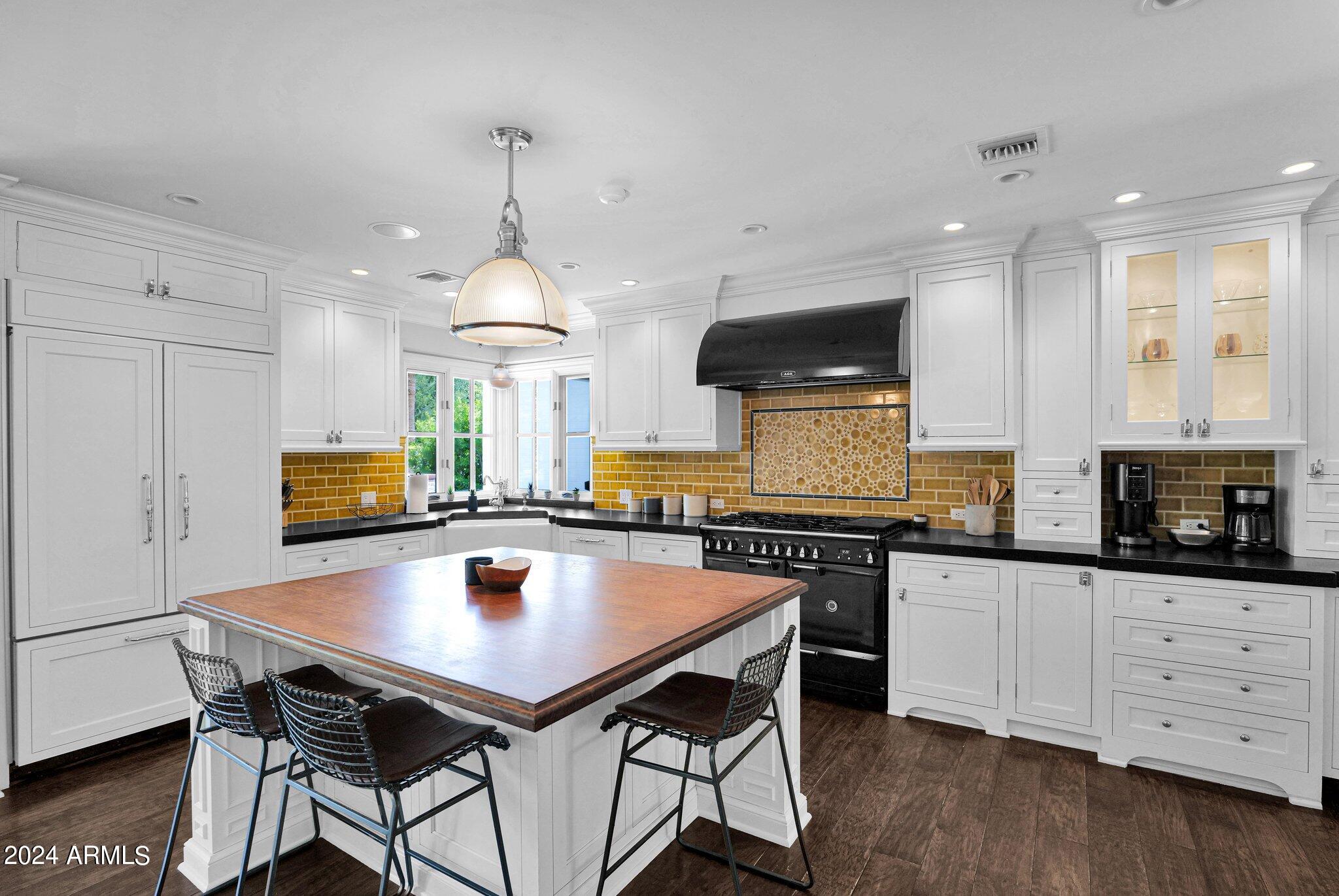 Orangewood Blk 2 - Residential