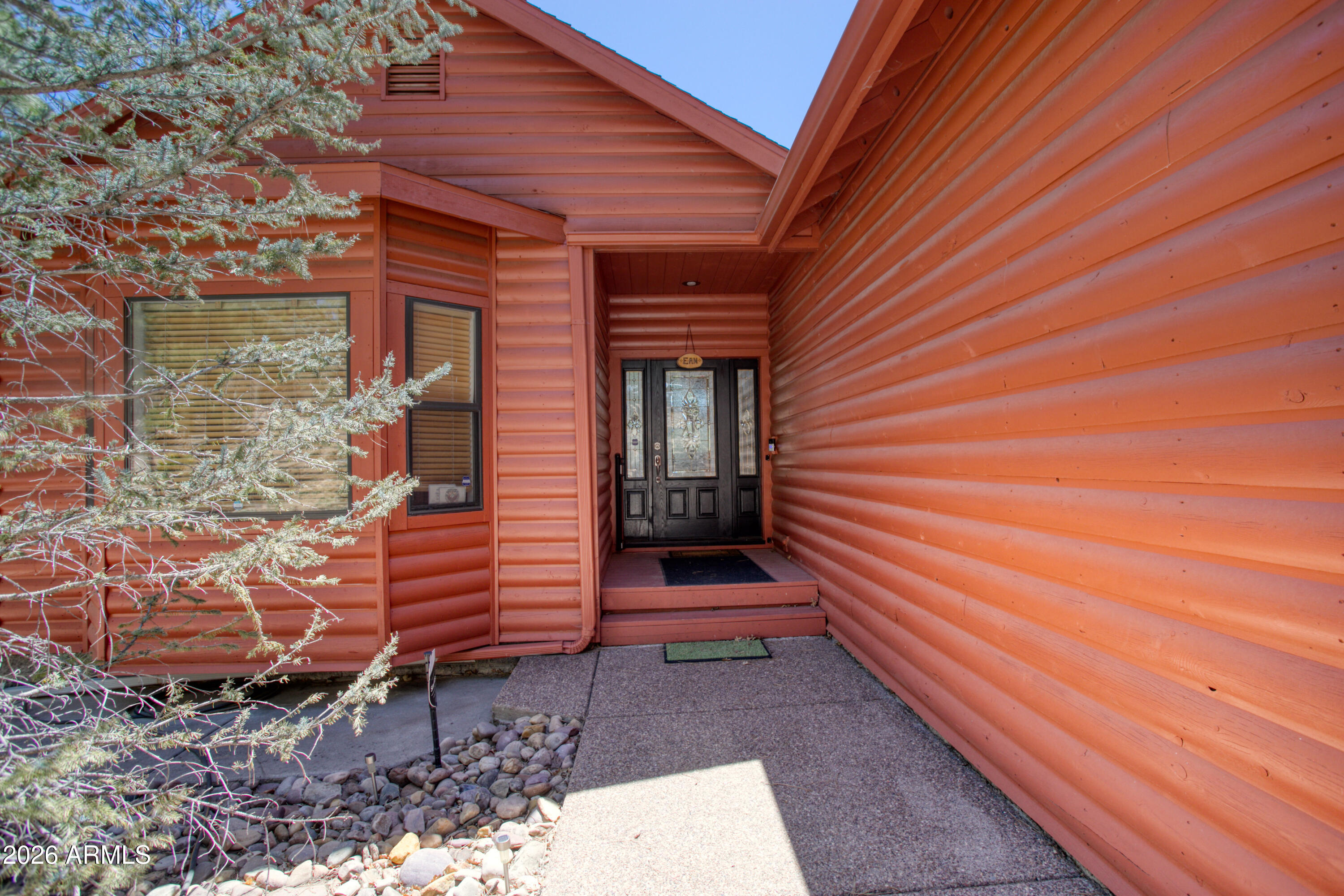 Pine Oaks - Residential