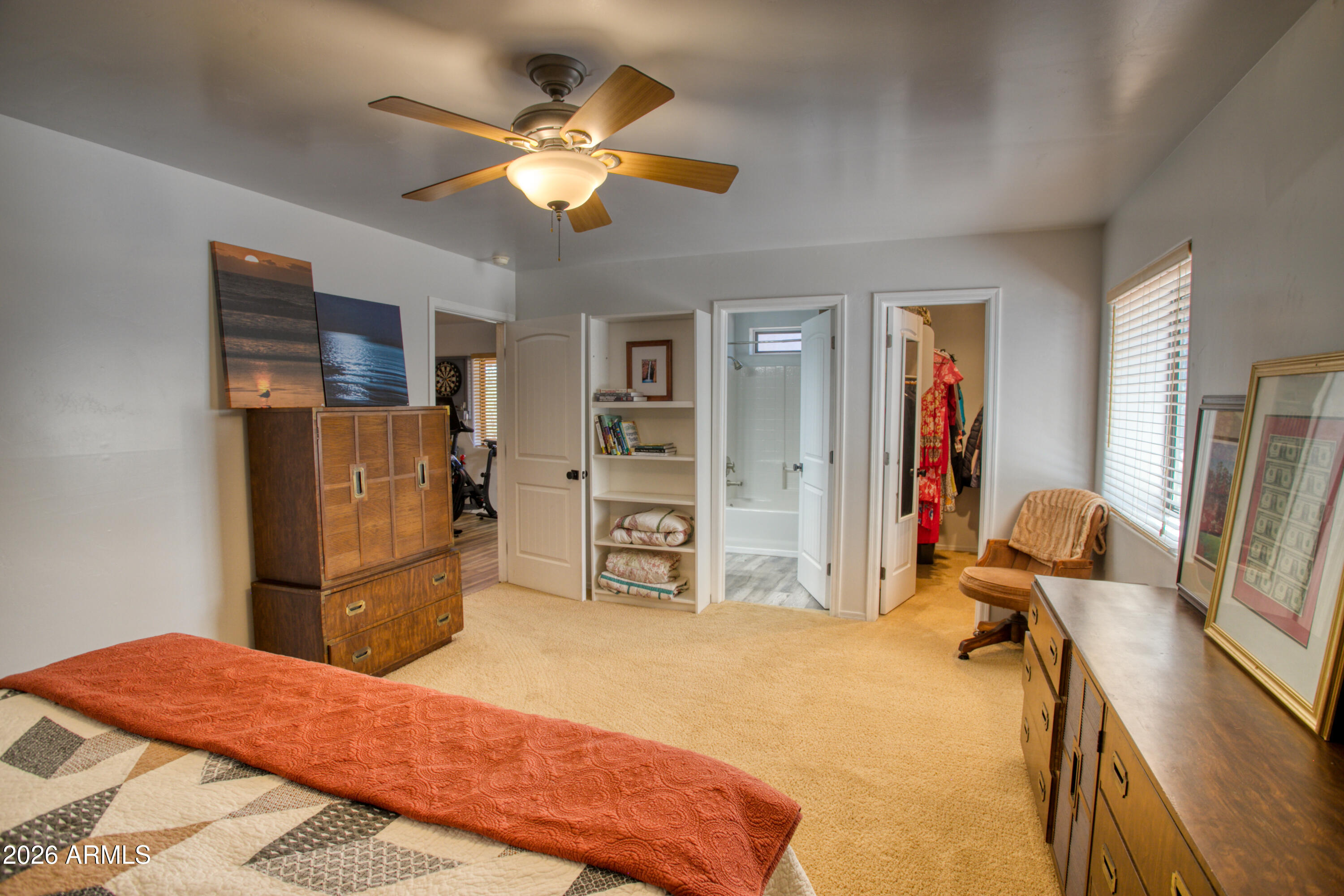 Pine Oaks - Residential