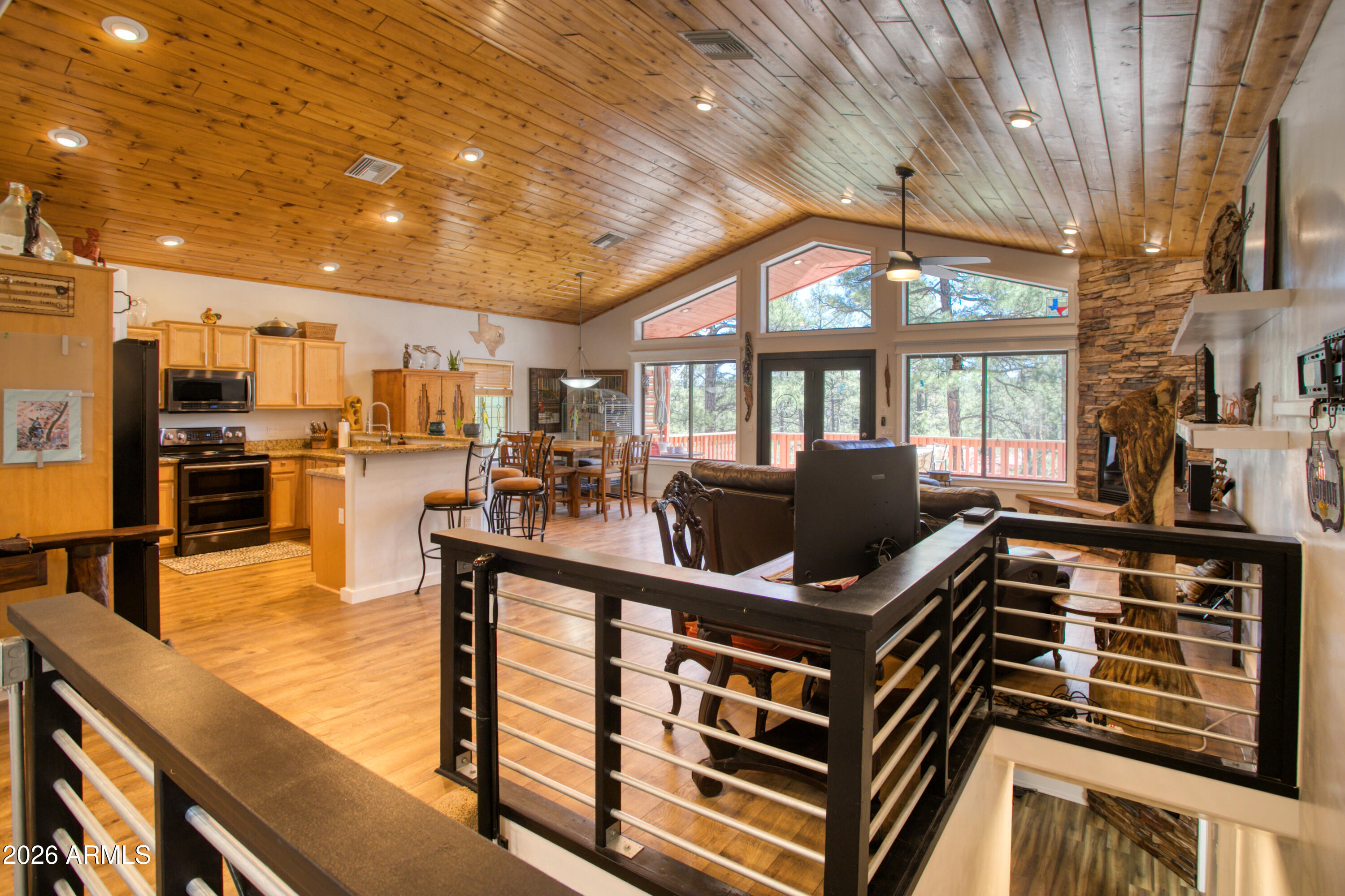 Pine Oaks - Residential