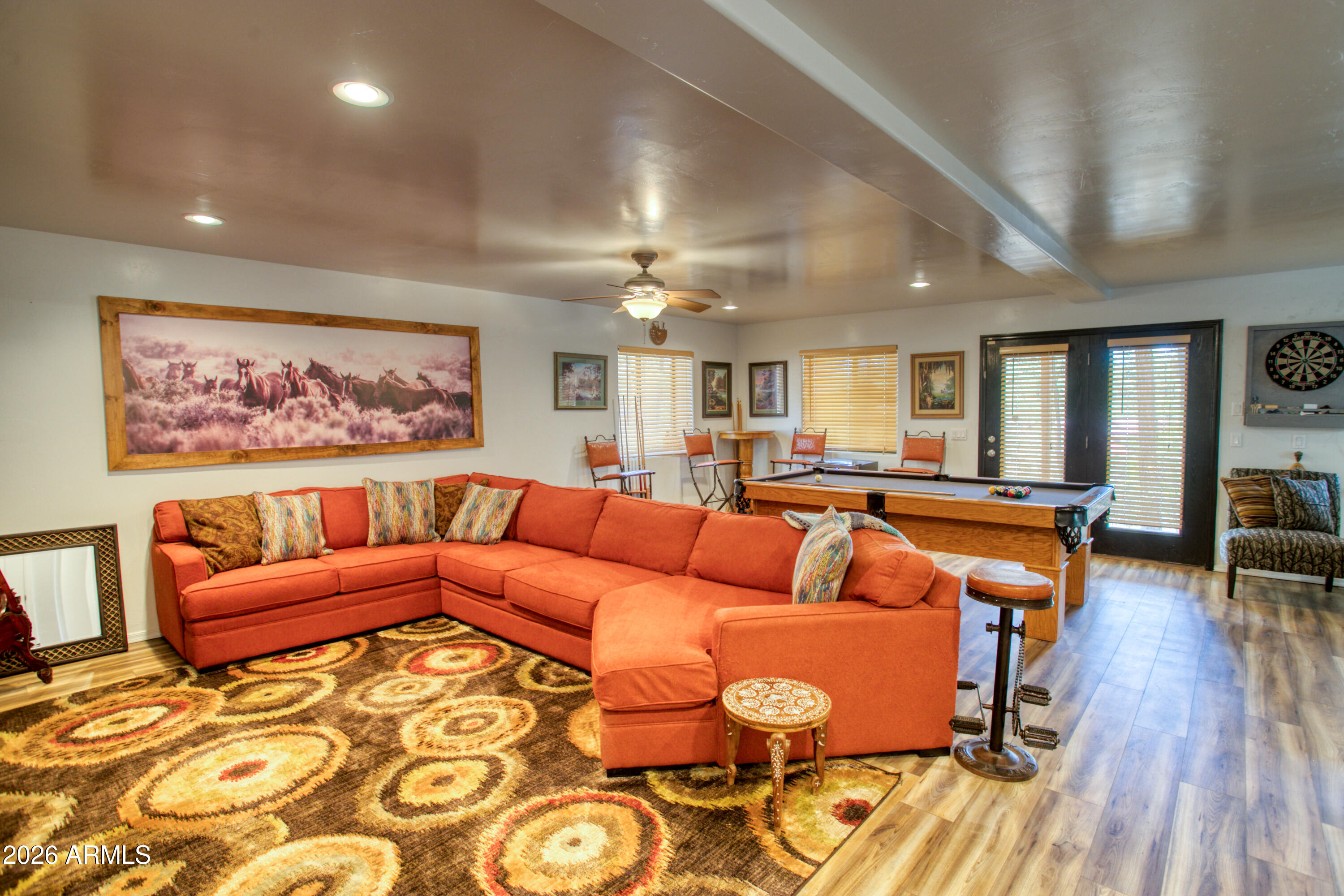 Pine Oaks - Residential