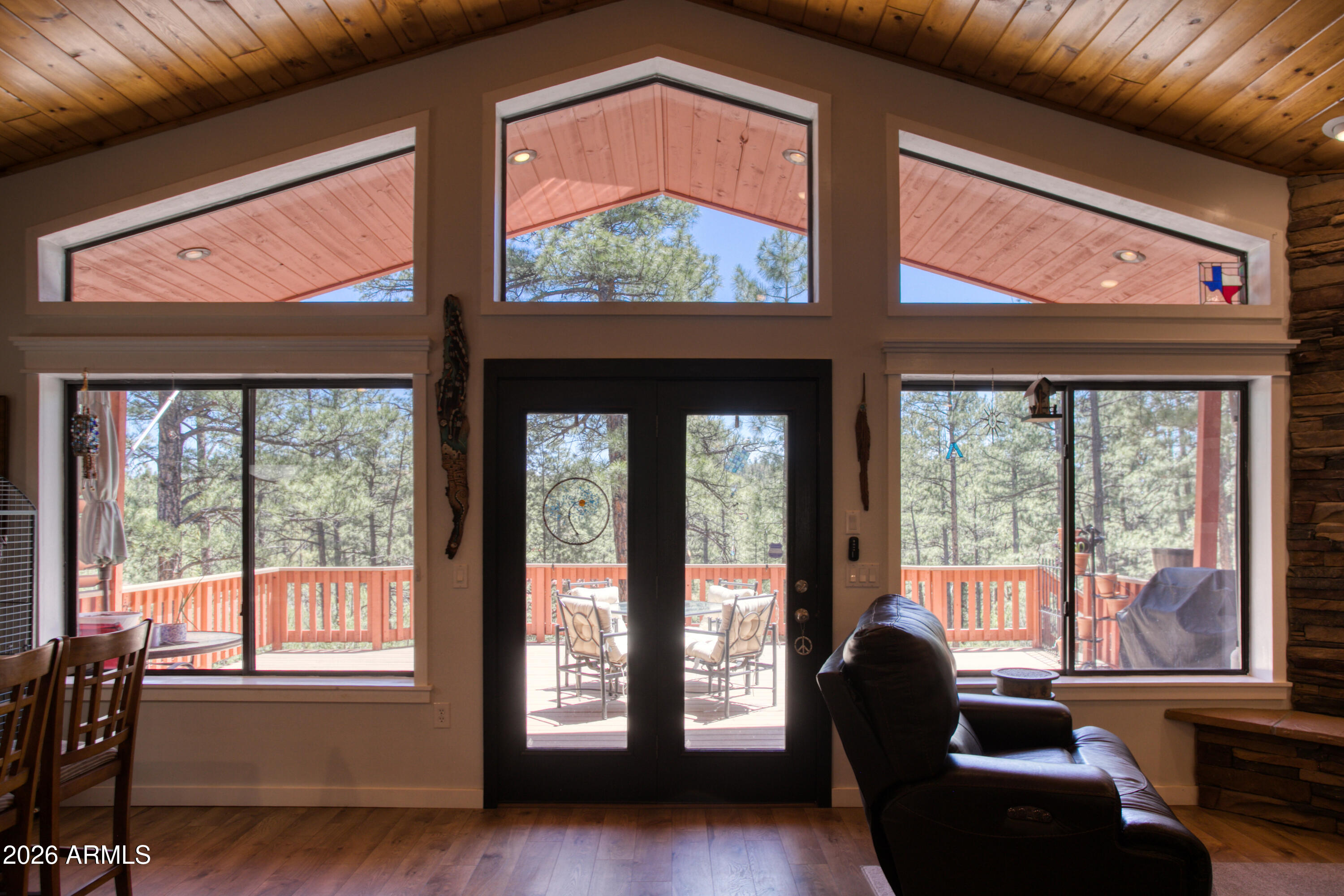 Pine Oaks - Residential