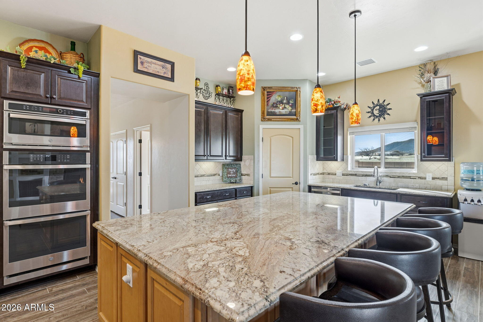WILD HORSE 2 - Residential
