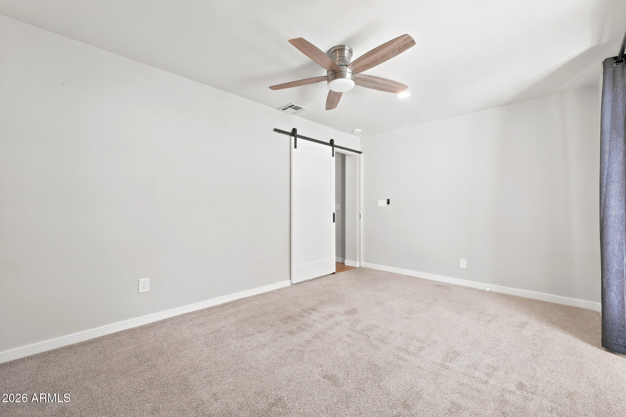 UNIVERSITY ESTATES - Residential