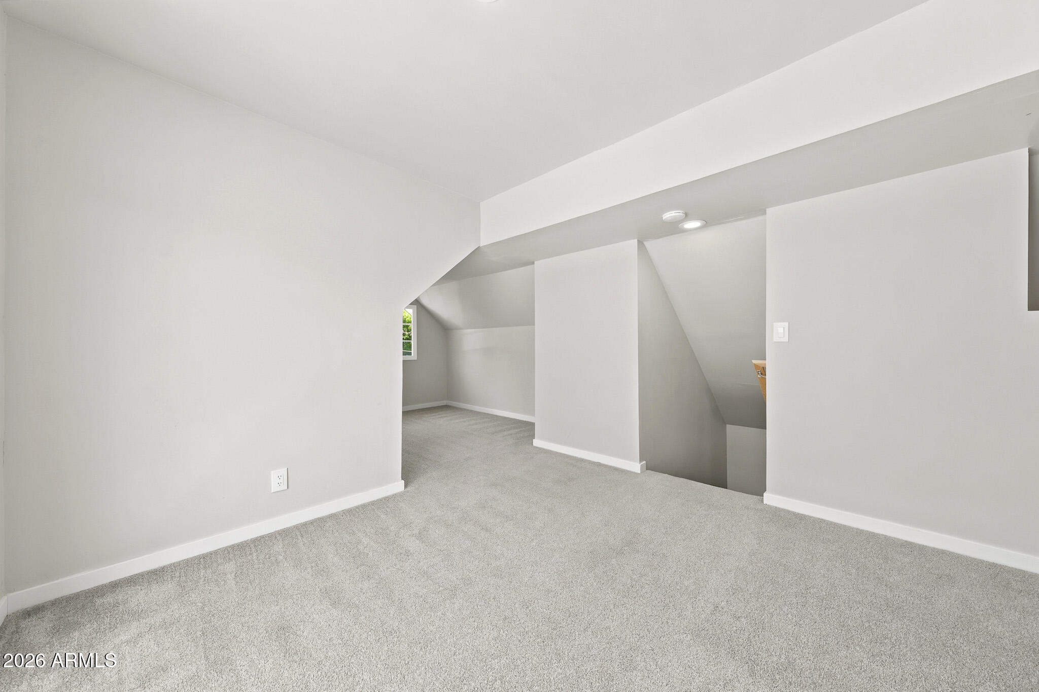 UNIVERSITY ESTATES - Residential
