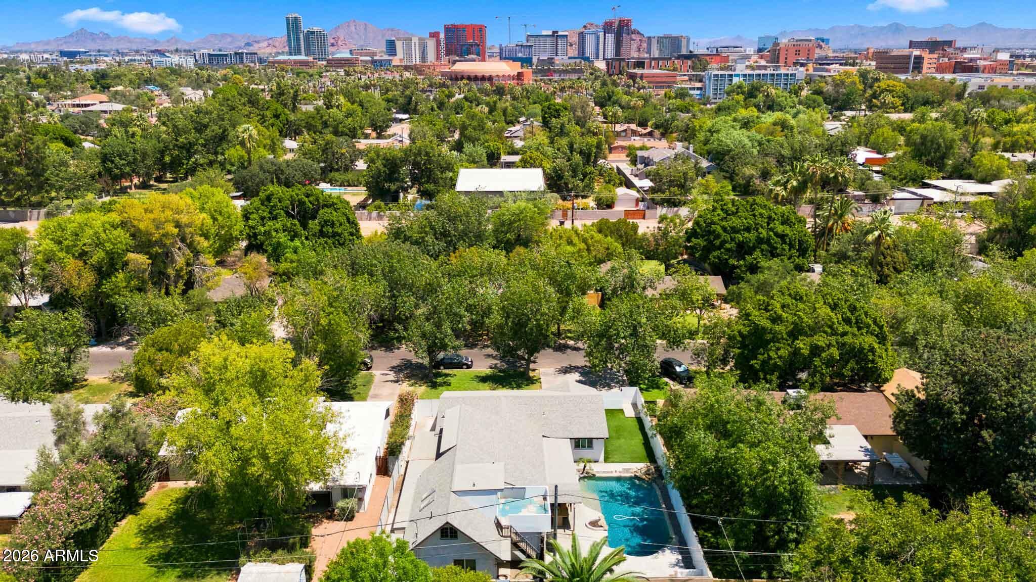UNIVERSITY ESTATES - Residential