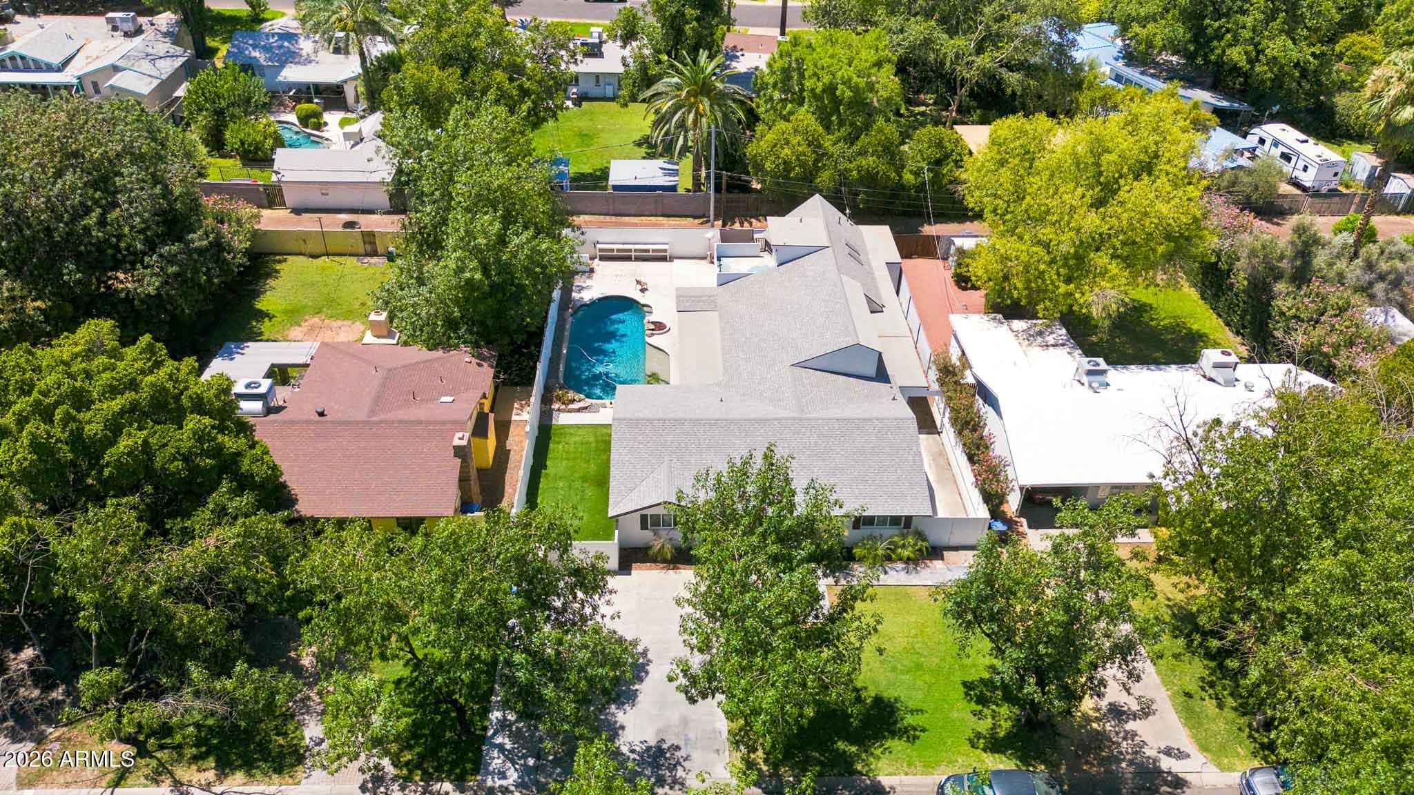 UNIVERSITY ESTATES - Residential