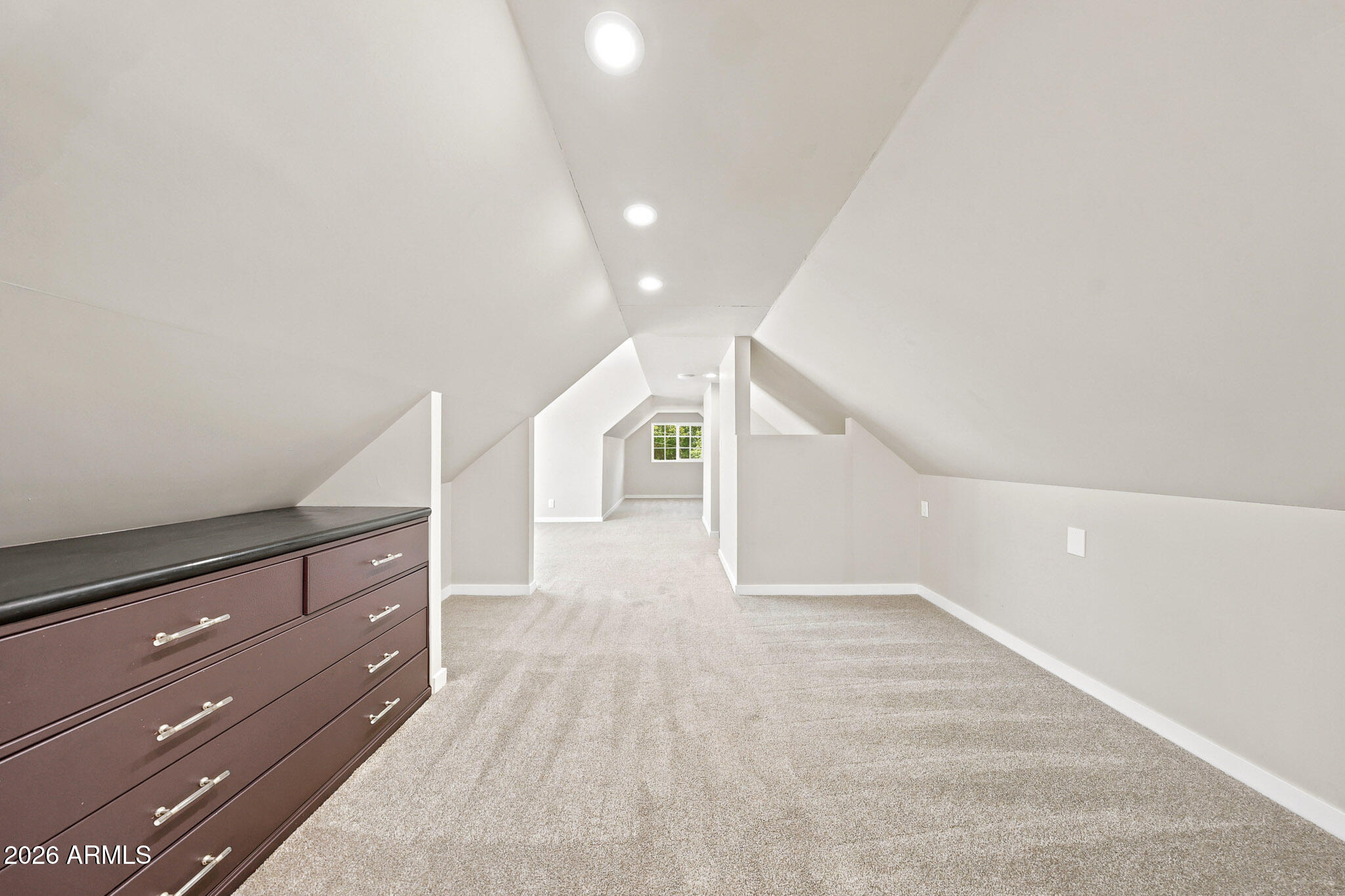 UNIVERSITY ESTATES - Residential