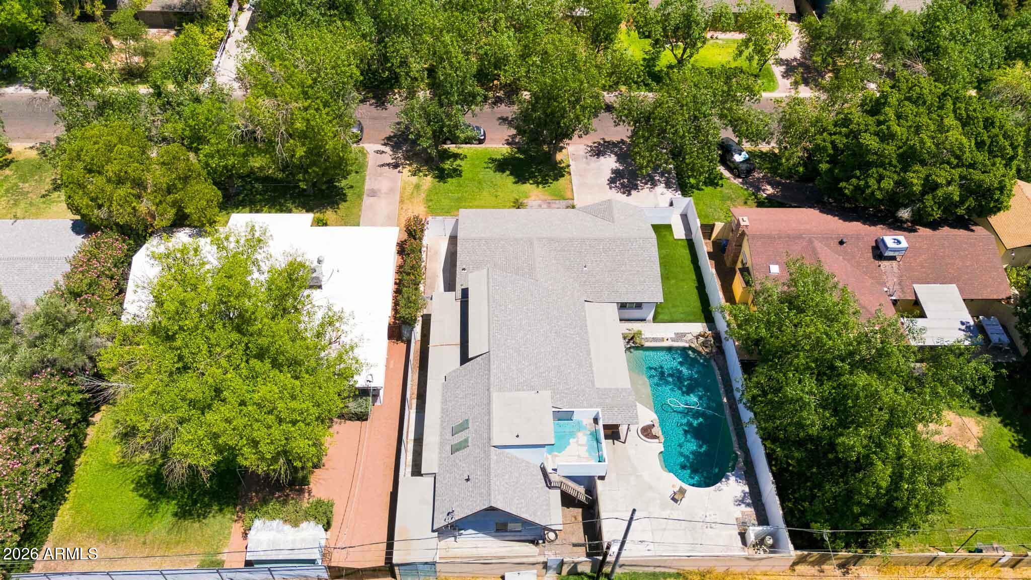 UNIVERSITY ESTATES - Residential