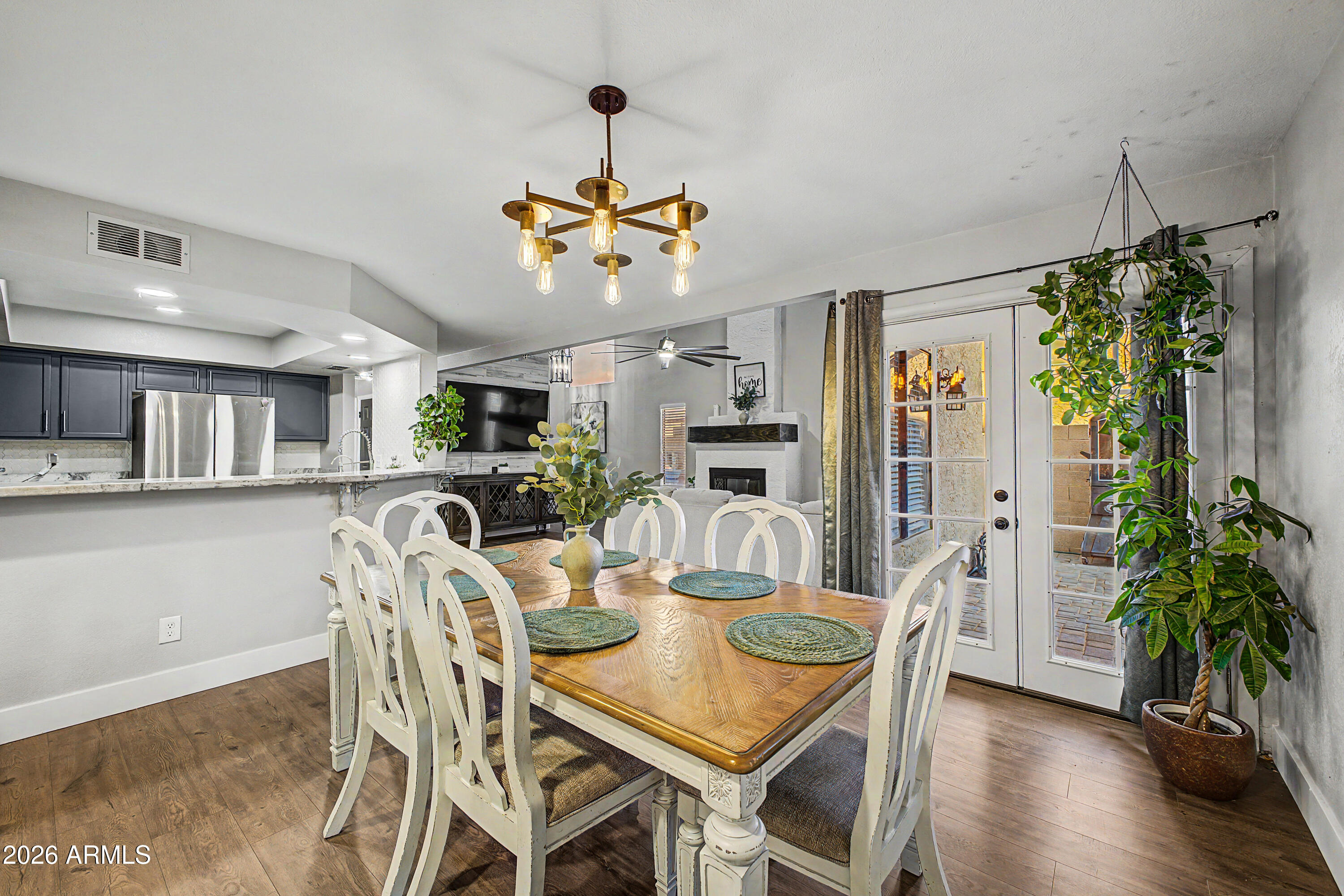 STAPLEY GREENS PAD UNIT 1 - Residential
