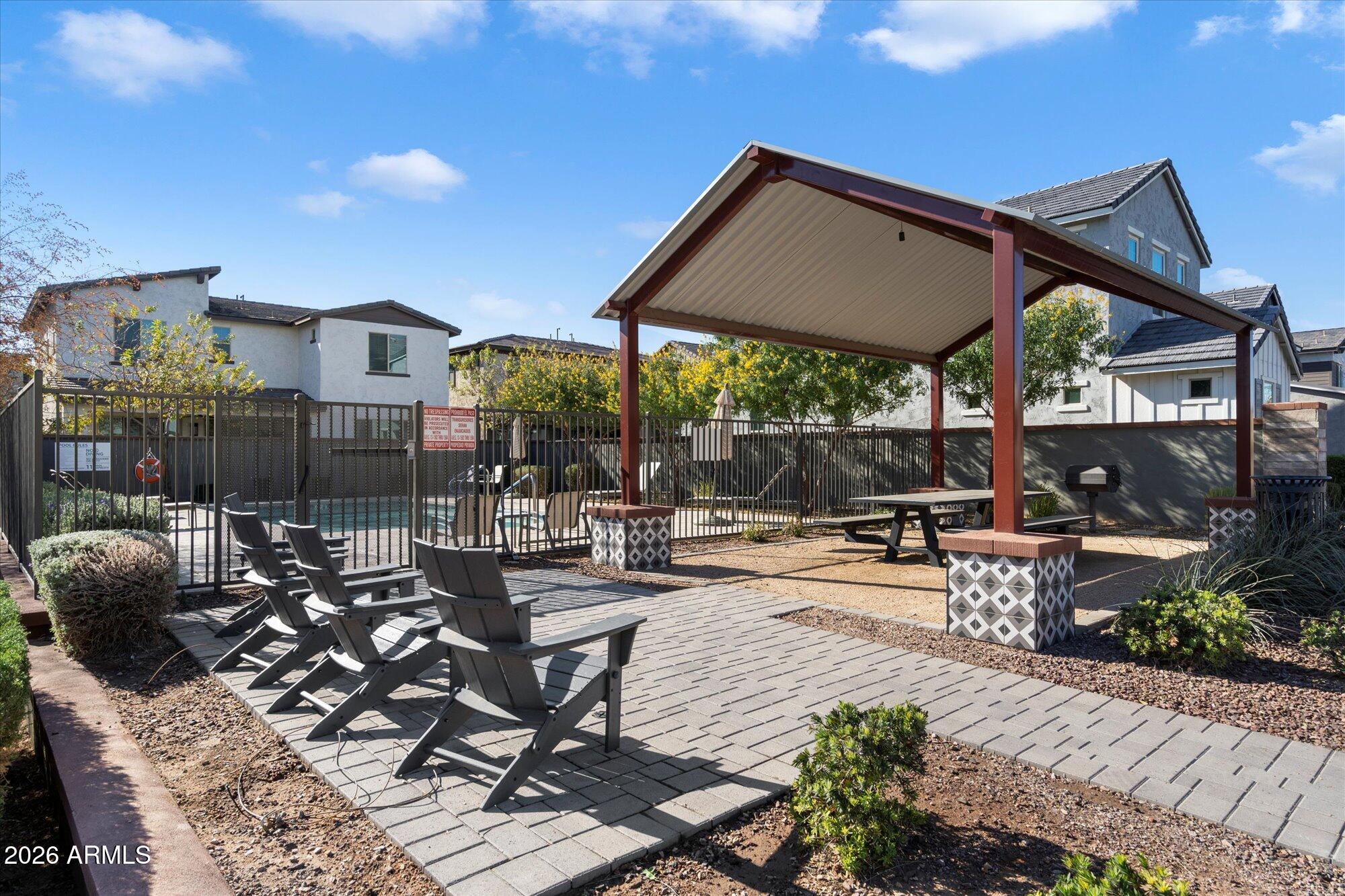 MADISON PARK - Residential