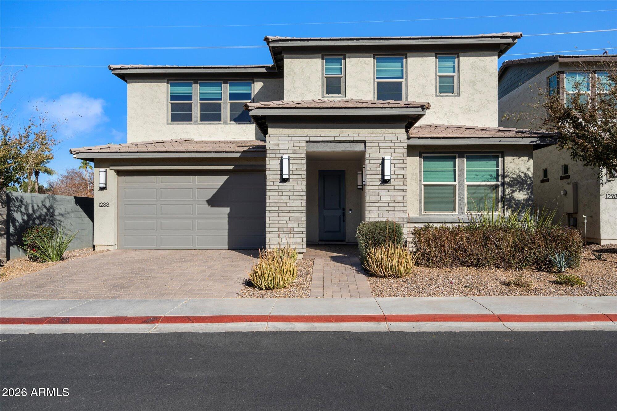 MADISON PARK - Residential