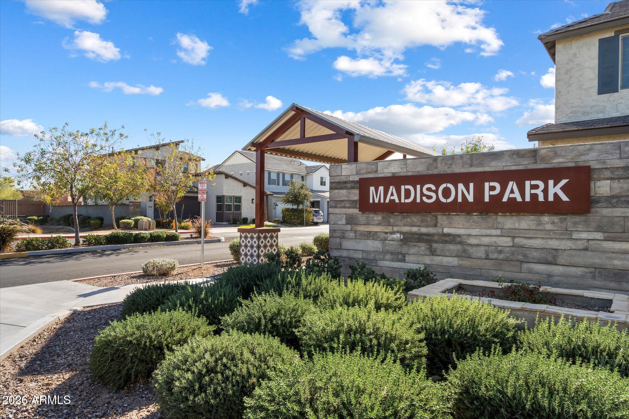 MADISON PARK - Residential