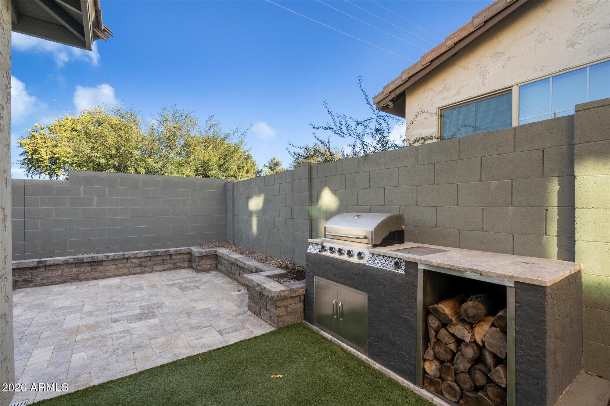 MADISON PARK - Residential