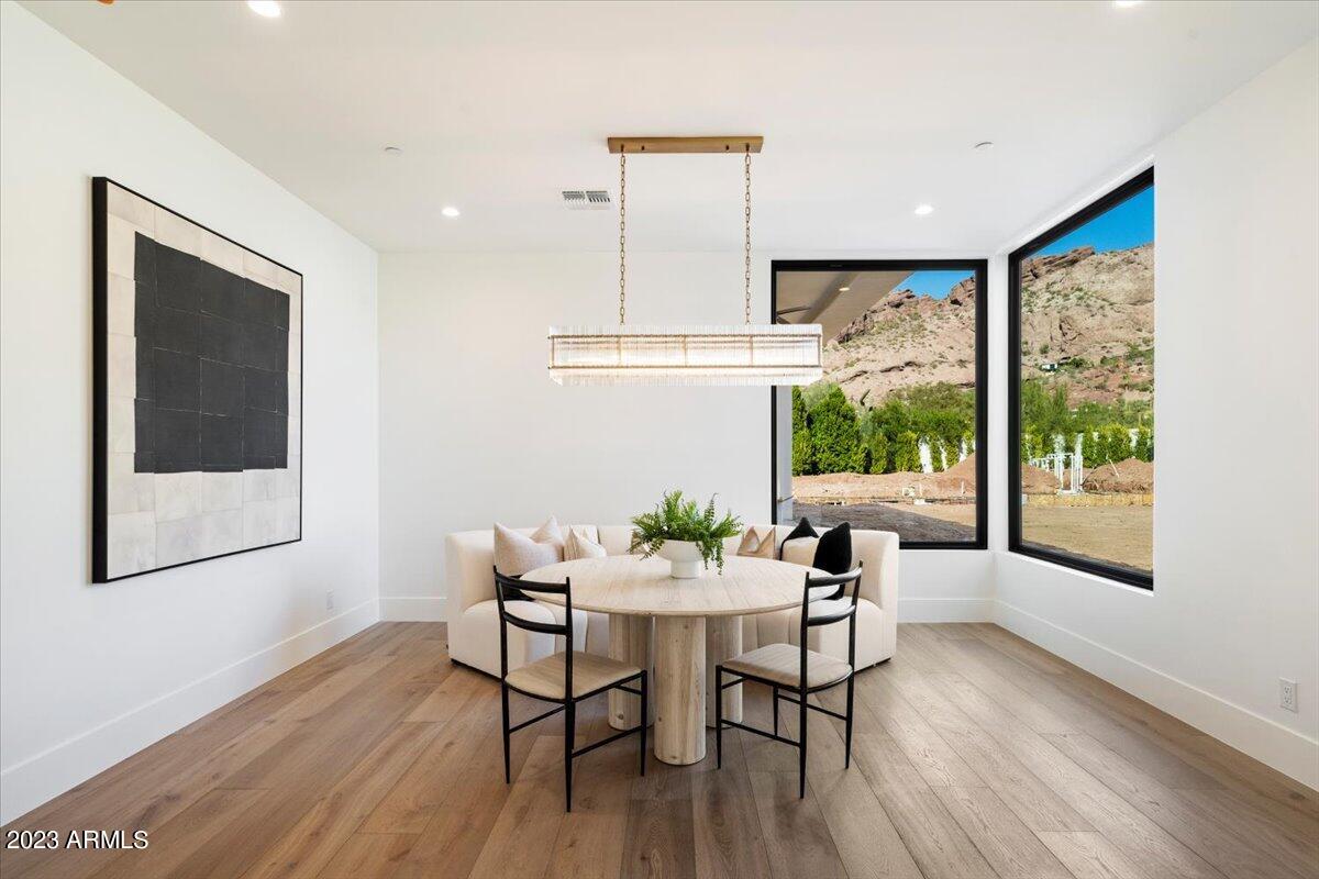 CAMELBACK SIERRA - Residential