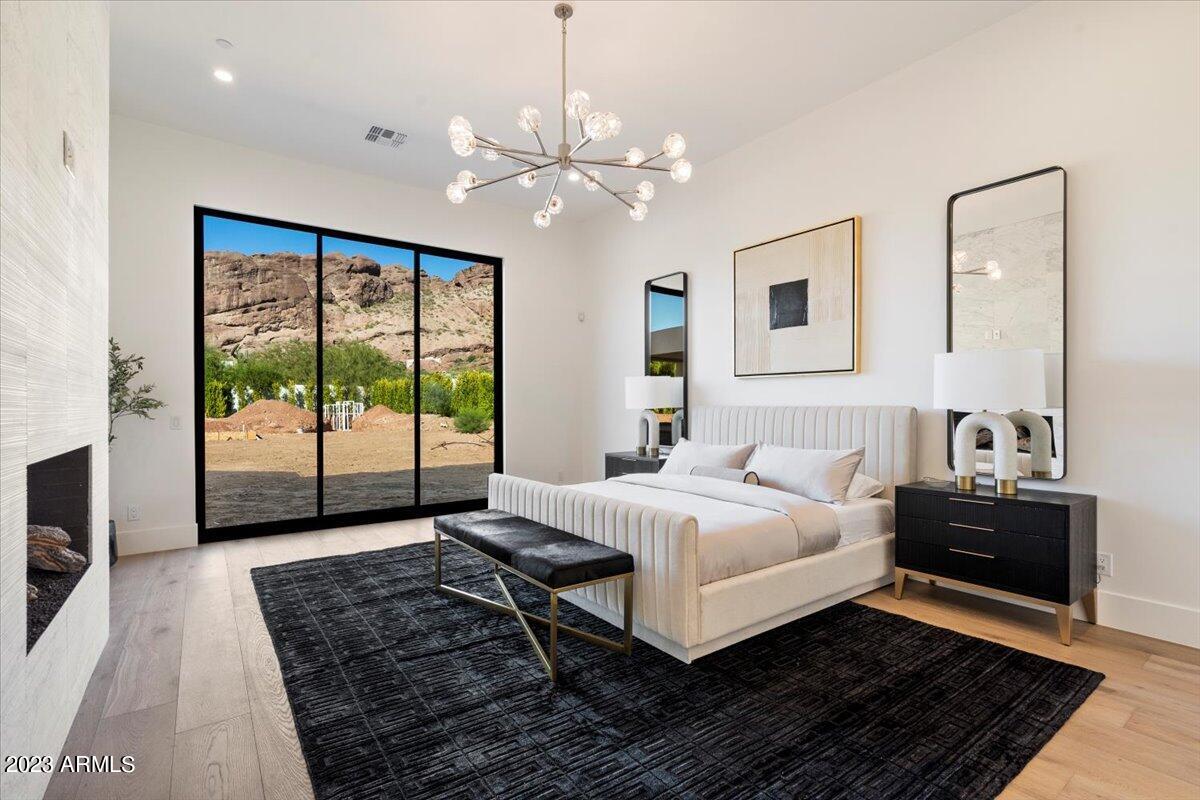 CAMELBACK SIERRA - Residential