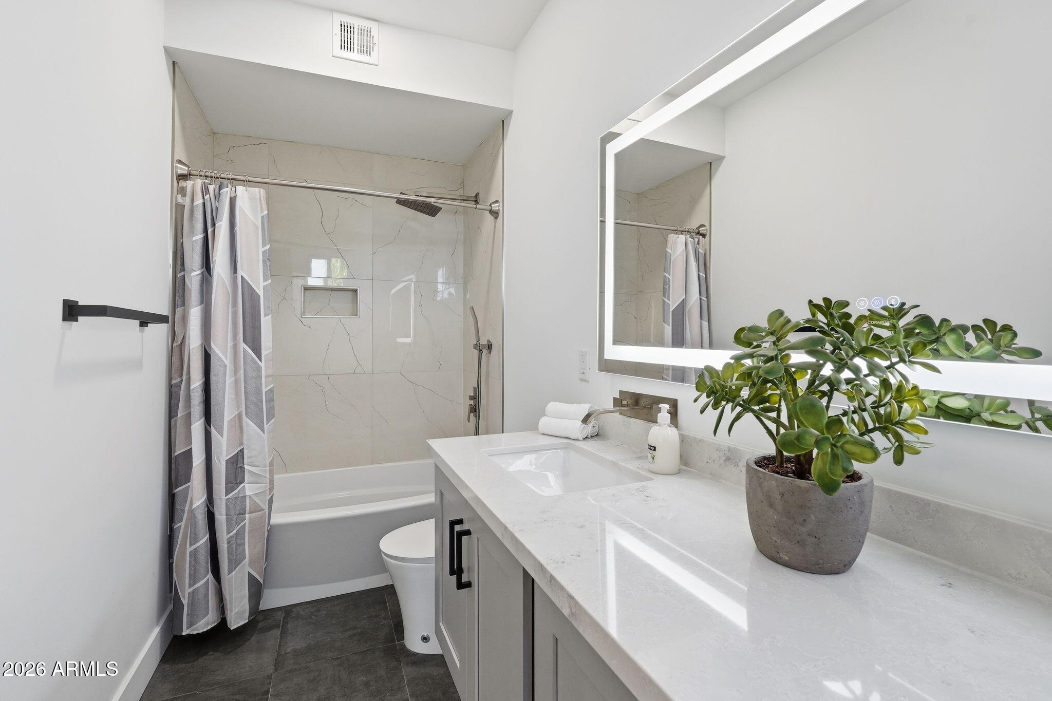 SENECA LUXURY CONDOMINIUMS - Residential Lease