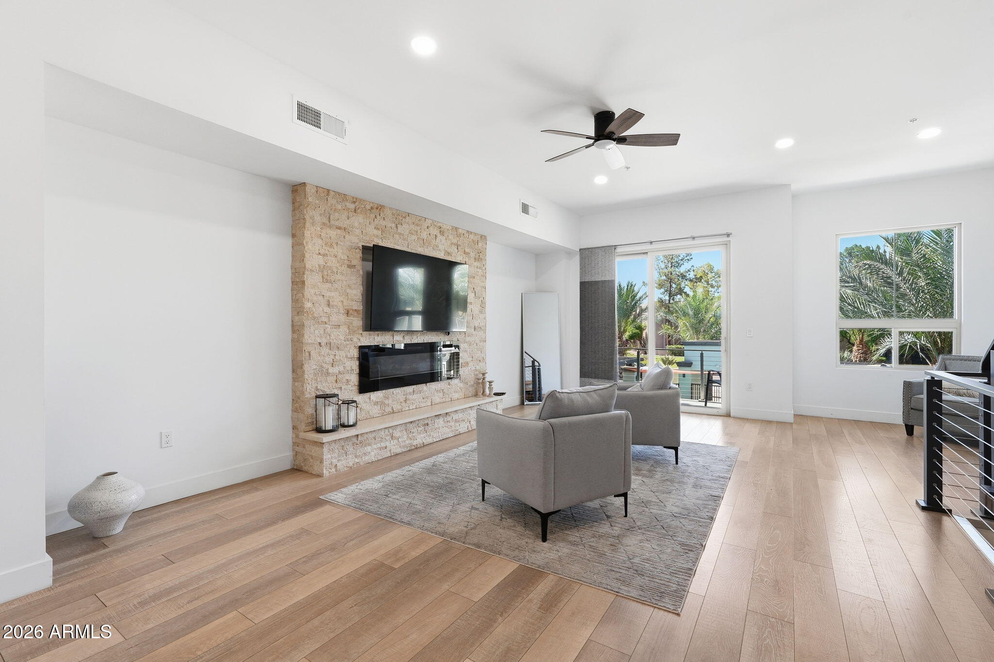 SENECA LUXURY CONDOMINIUMS - Residential Lease