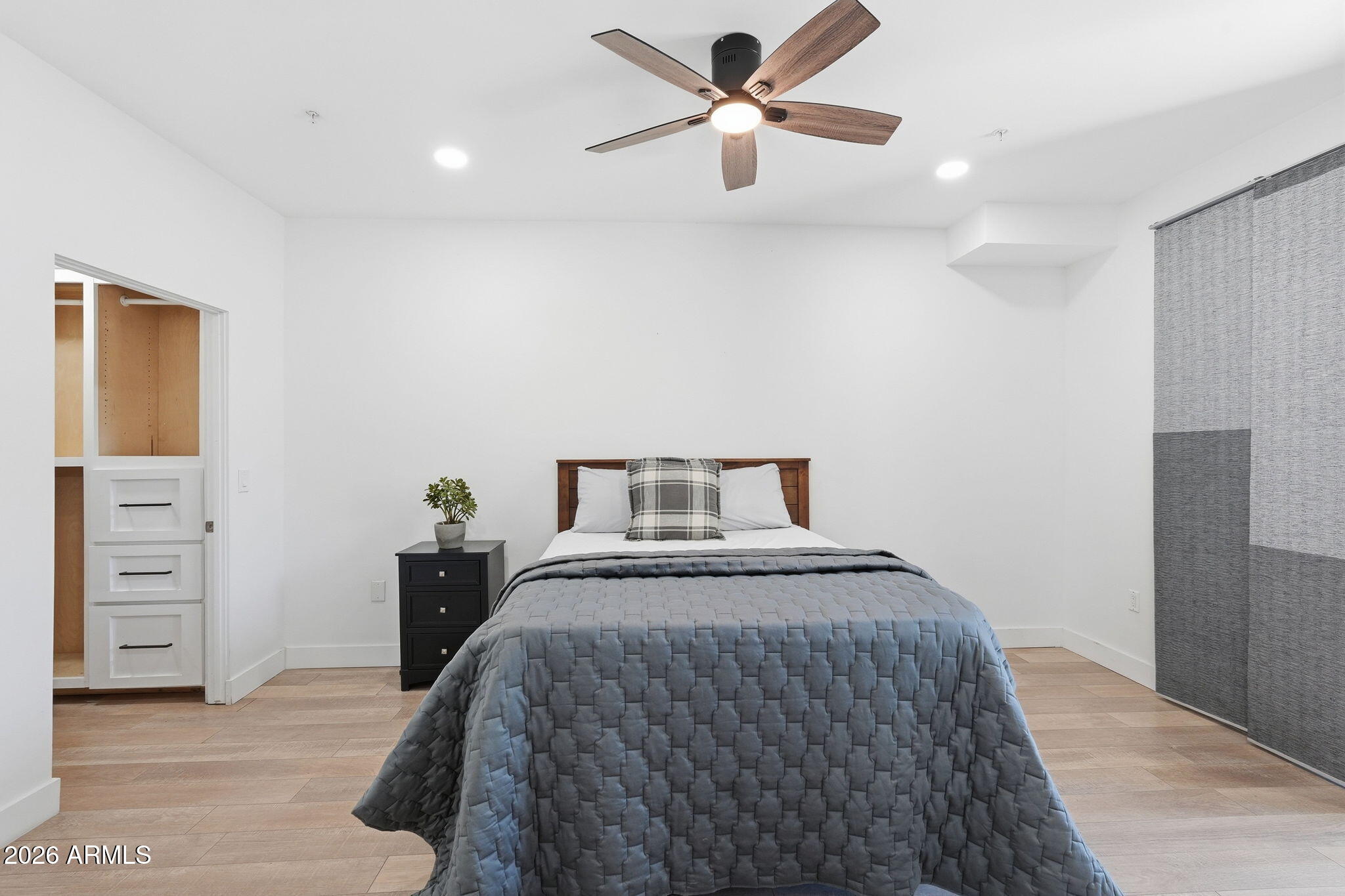SENECA LUXURY CONDOMINIUMS - Residential Lease