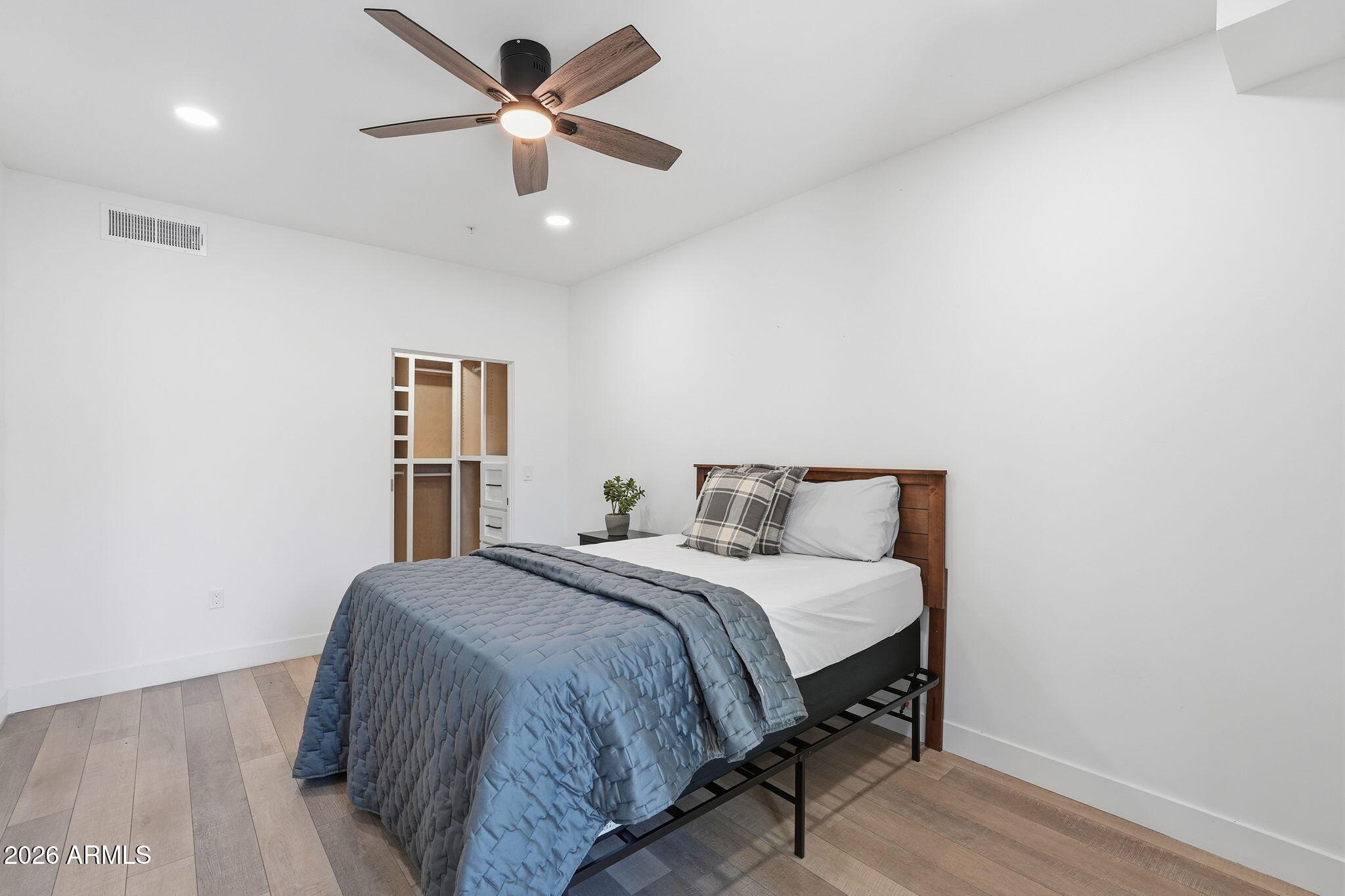 SENECA LUXURY CONDOMINIUMS - Residential Lease