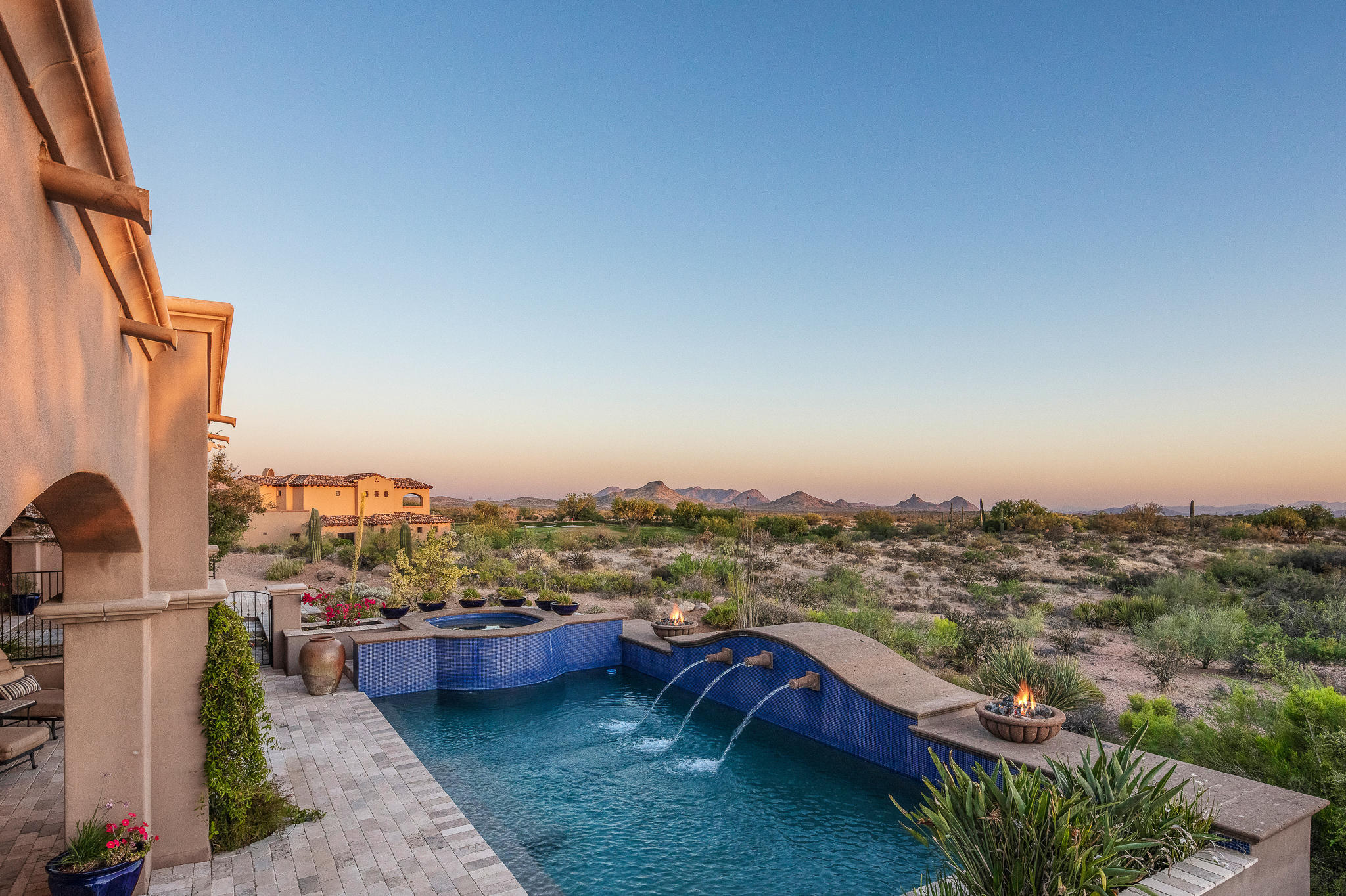 Mirabel Club - Residential