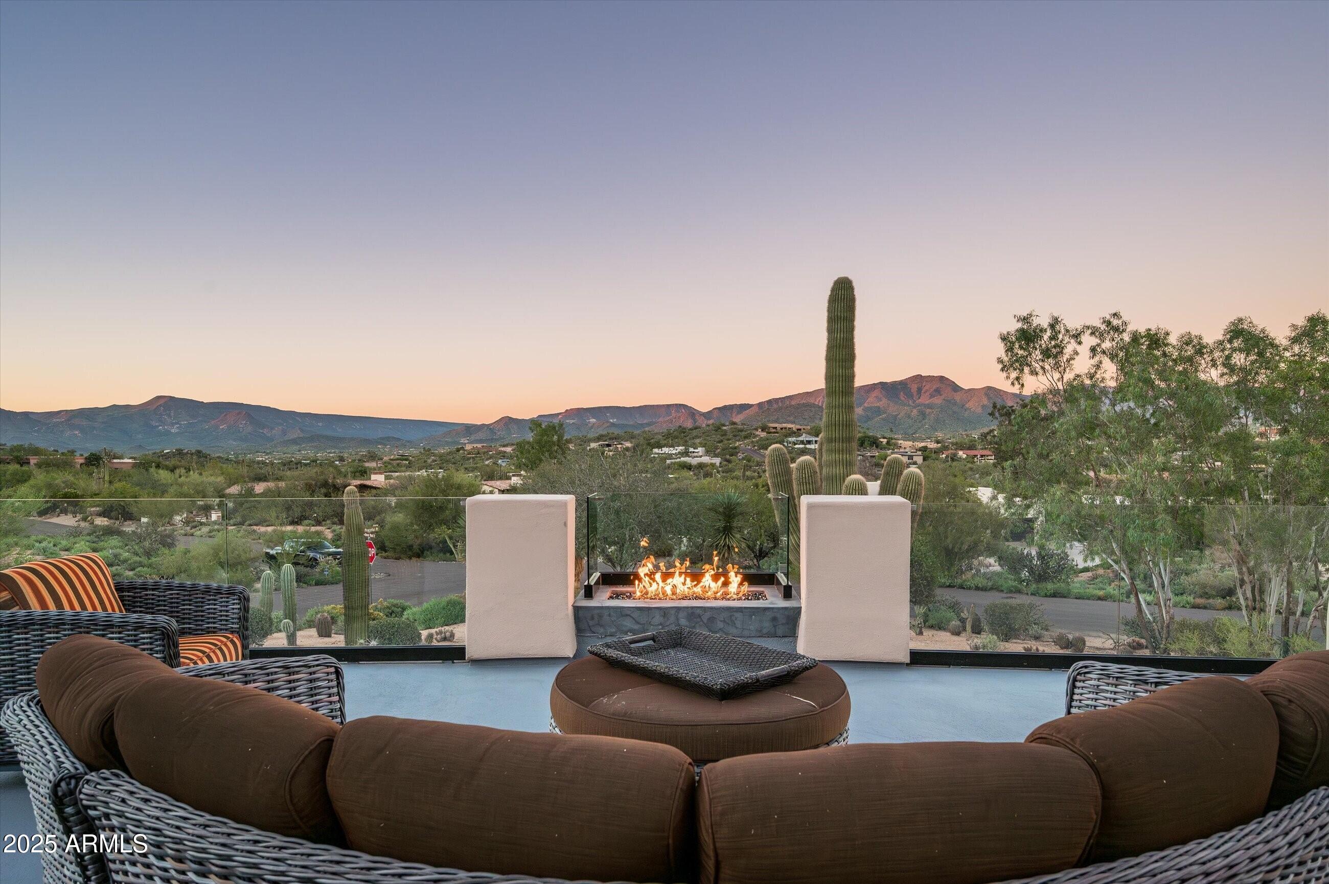 CAREFREE ARIZONA - Residential