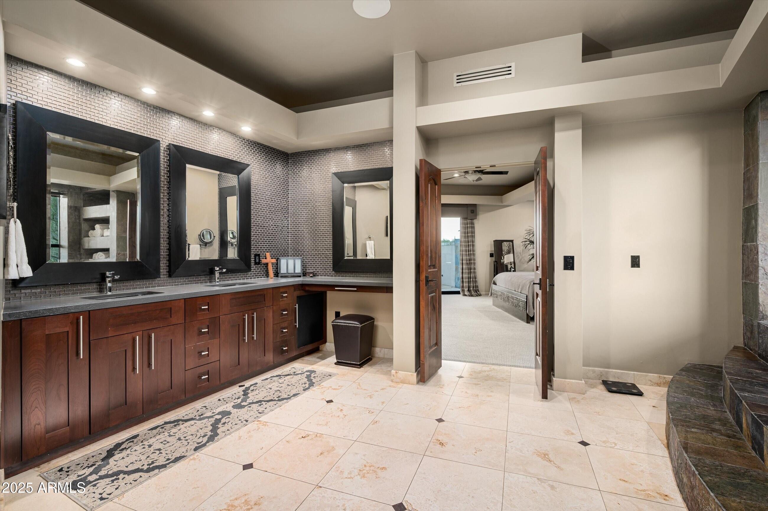 CAREFREE ARIZONA - Residential