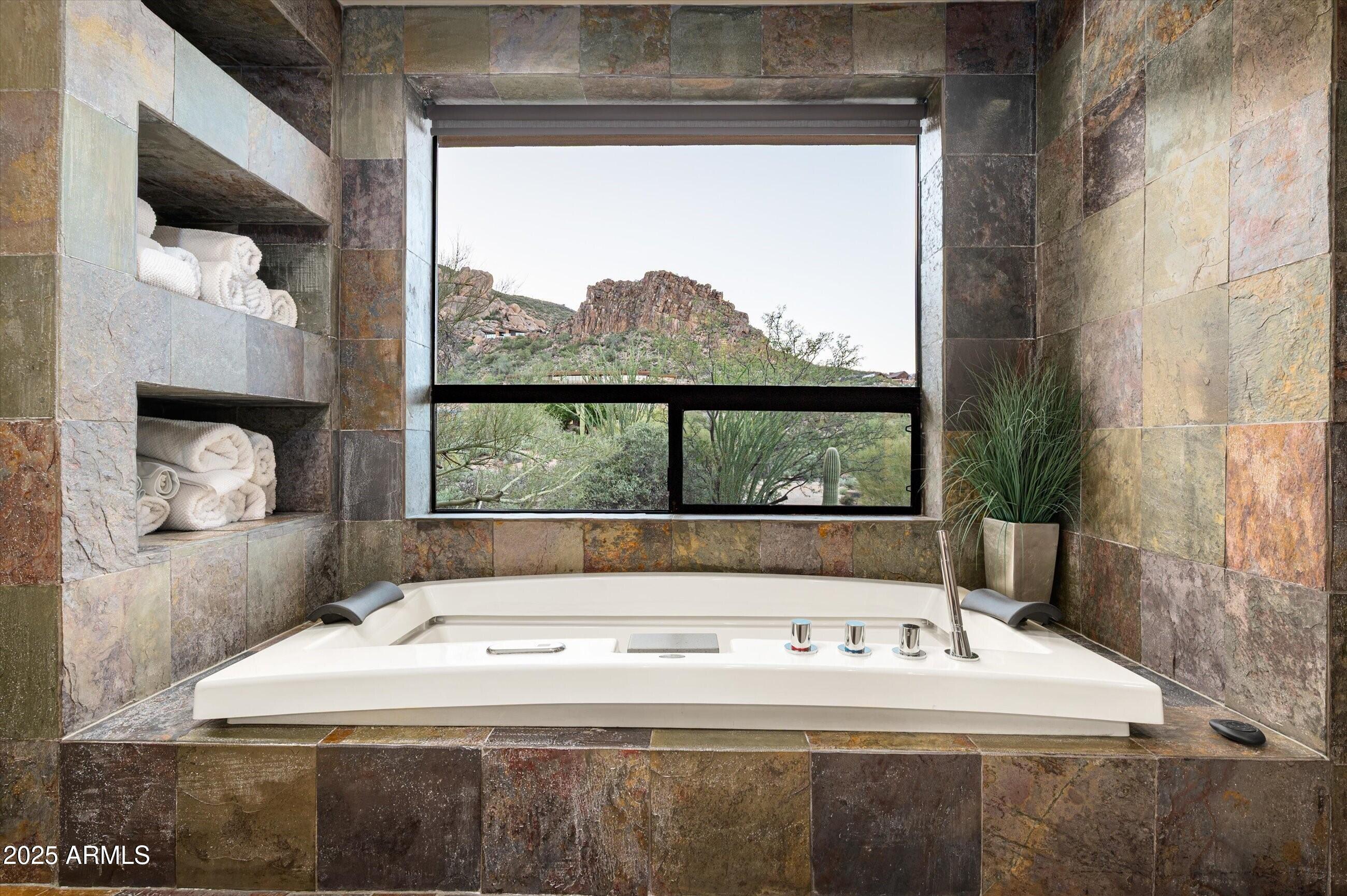 CAREFREE ARIZONA - Residential