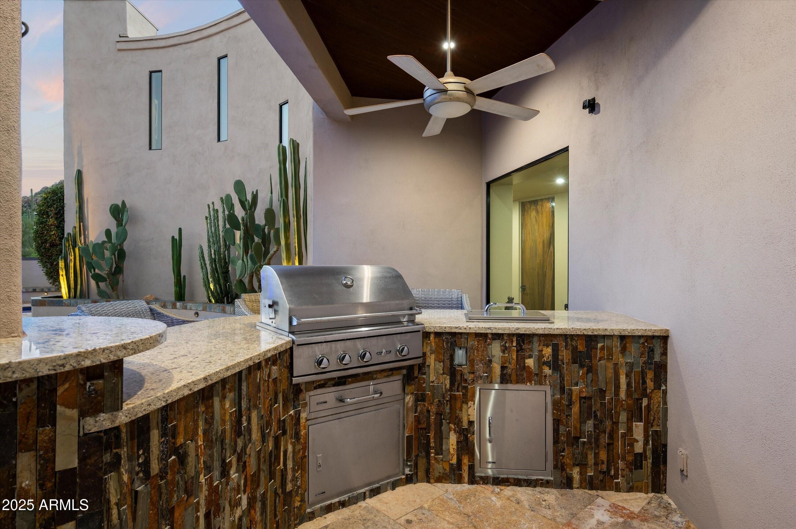 CAREFREE ARIZONA - Residential